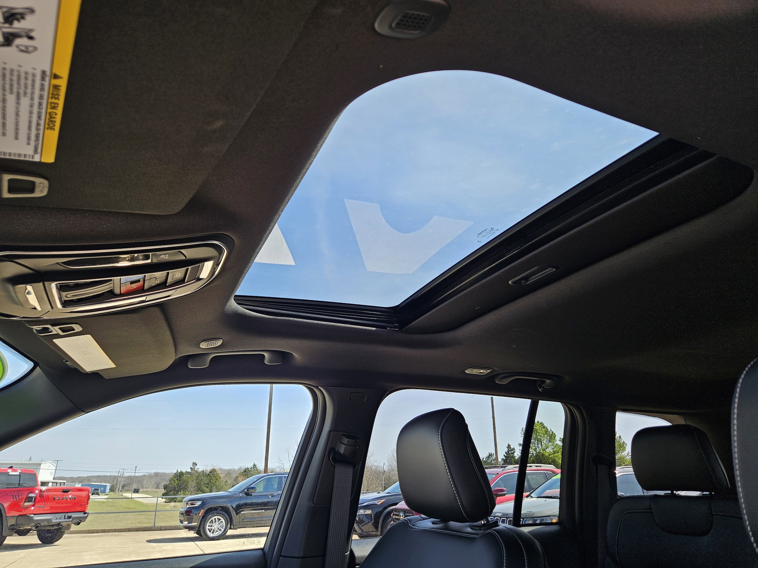 2025 Jeep Grand Cherokee Altitude - Photo 23