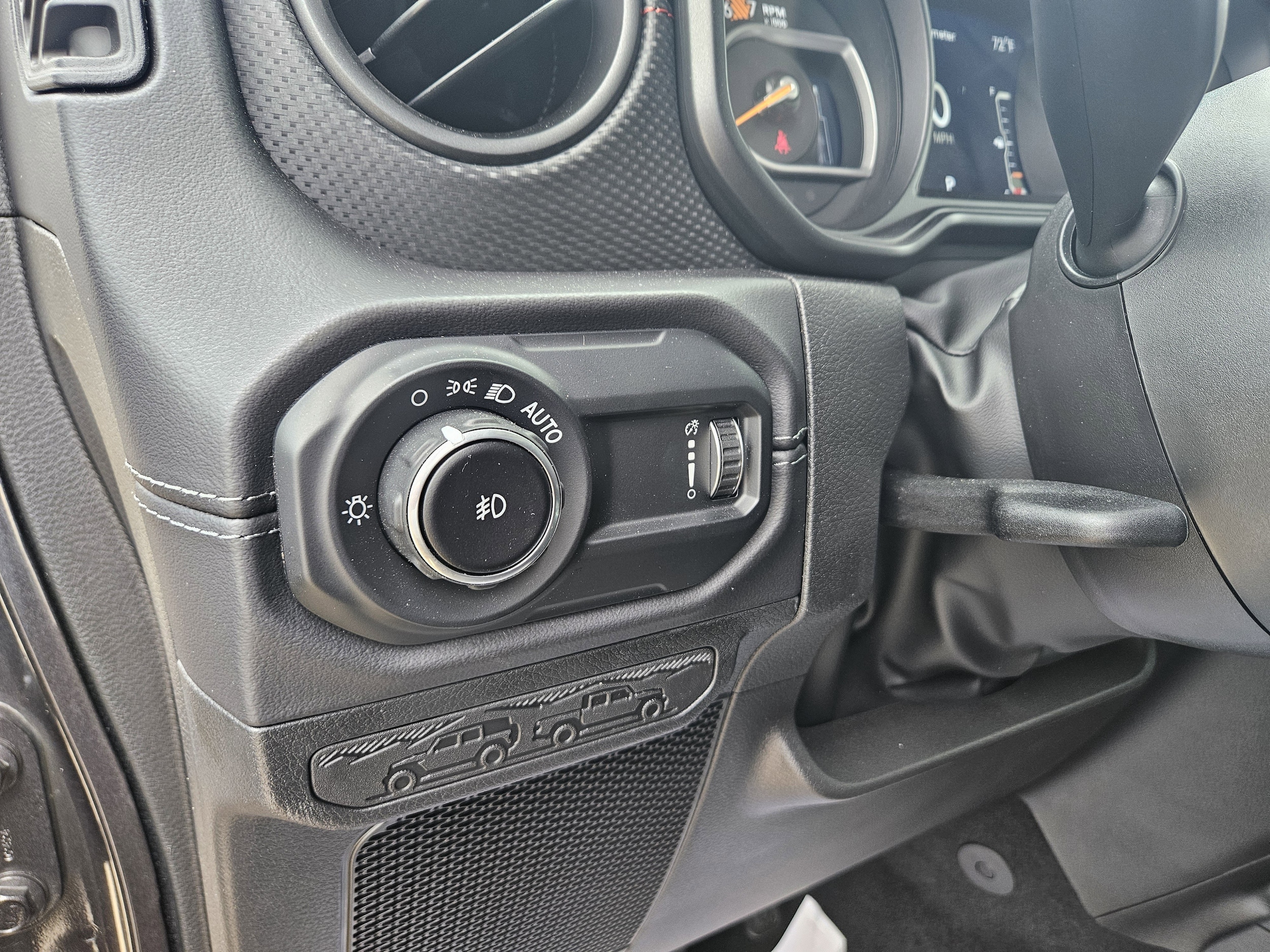 2025 Jeep Wrangler 4-Door Rubicon - Photo 23