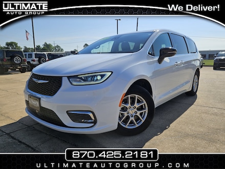 2024 Chrysler Pacifica Touring L Van Passenger Van