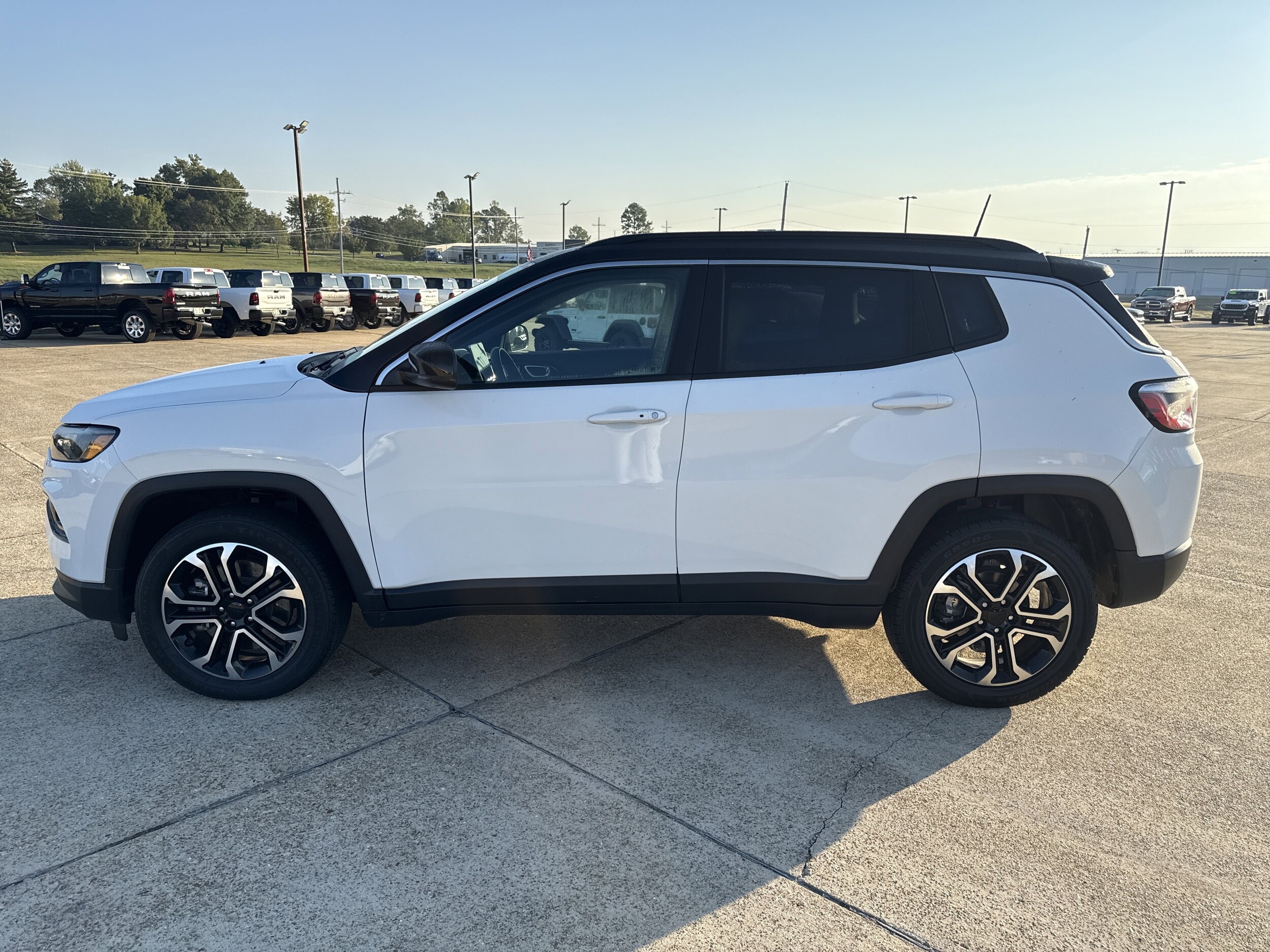 2024 Jeep Compass Limited photo 4