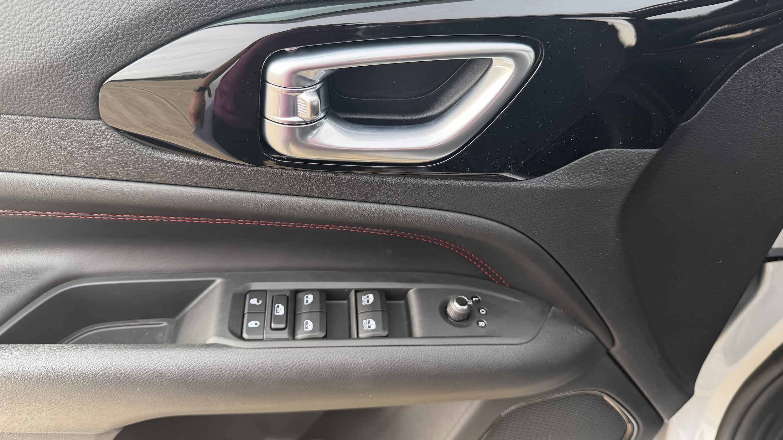 2026 Jeep Compass Trailhawk - Photo 16