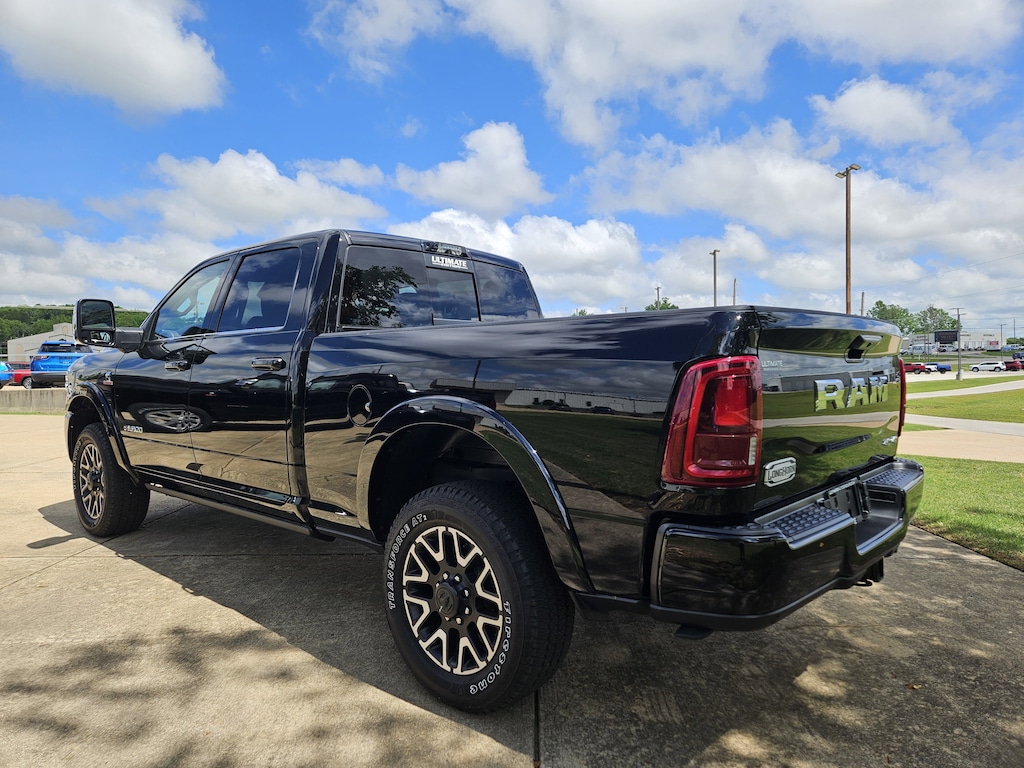 New 2025 Ram 2500 LIMITED LONGHORN CREW CAB 4X4 6'4 BOX Pickup