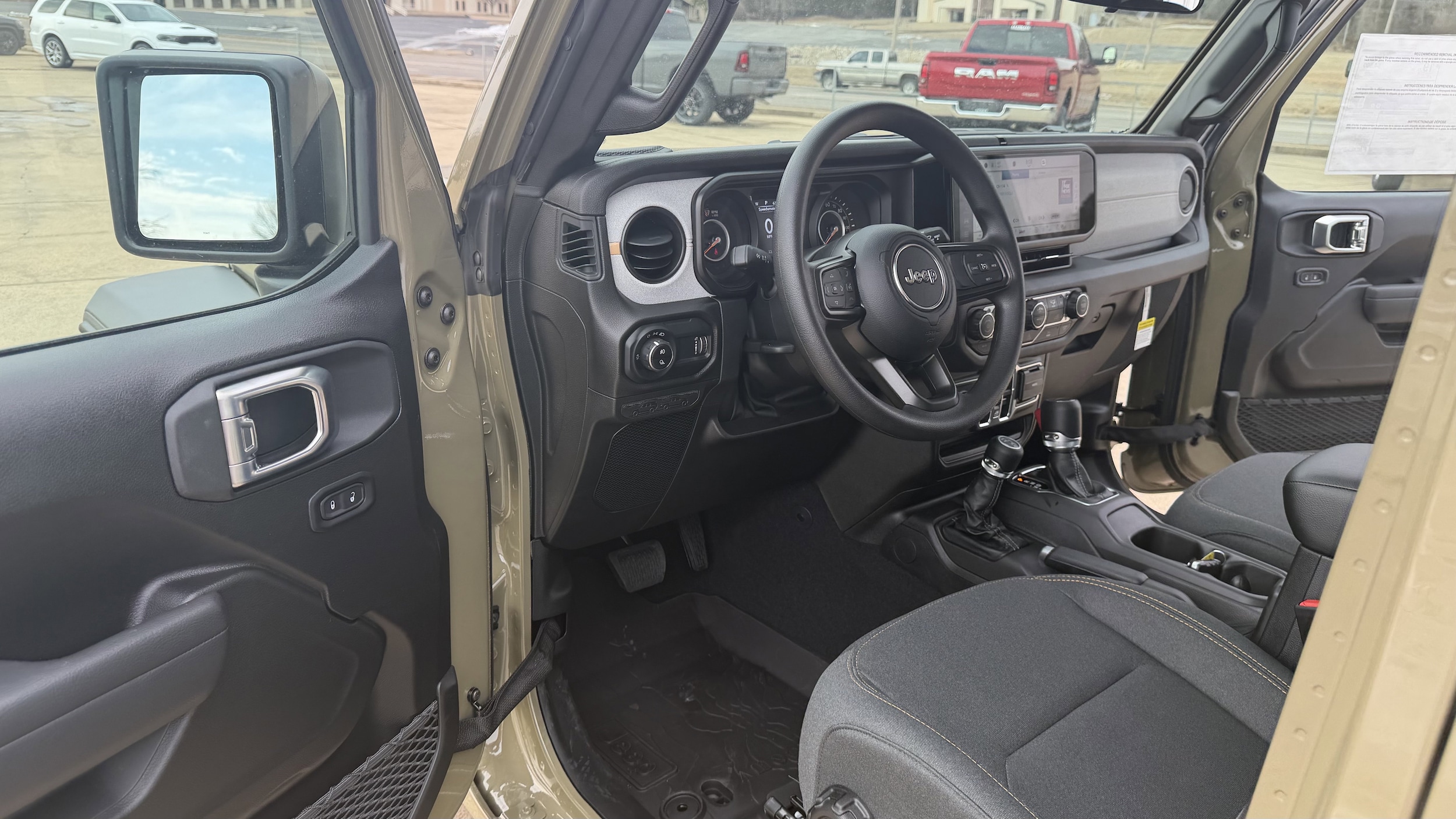 2026 Jeep Gladiator Sport - Photo 13