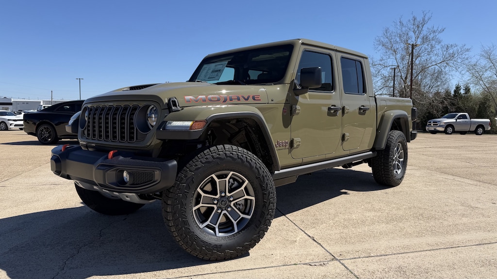 New 2026 Jeep Gladiator MOJAVE 4X4 Pickup