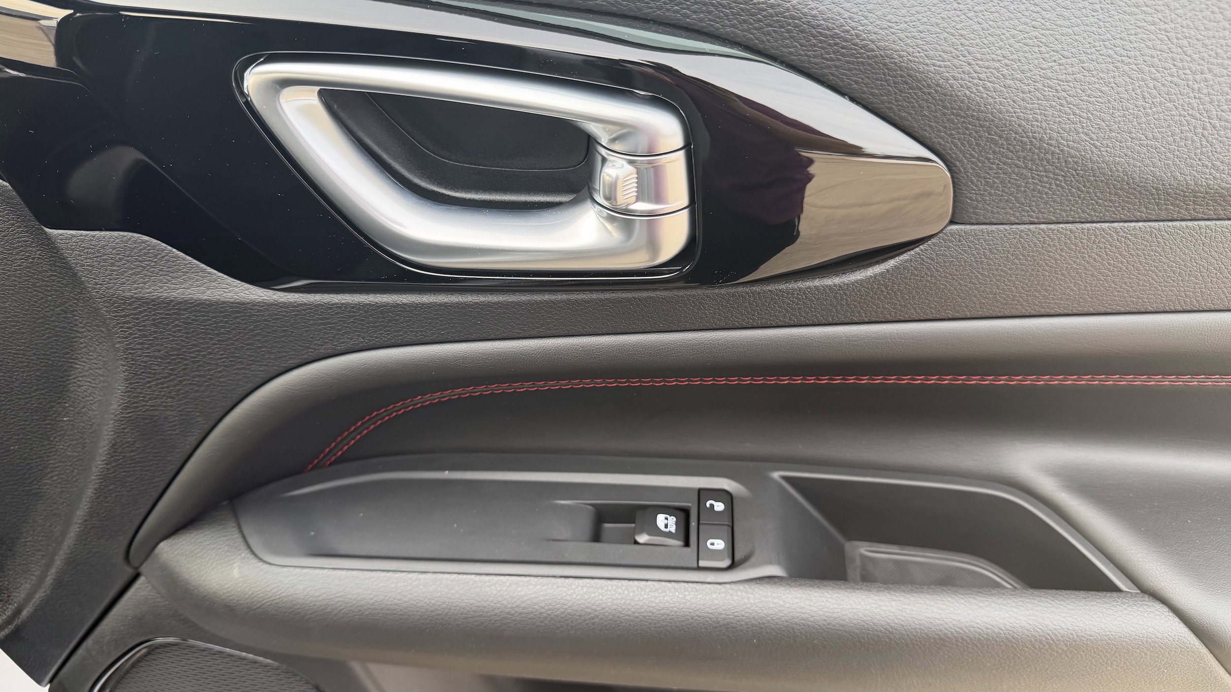 2026 Jeep Compass Trailhawk - Photo 31