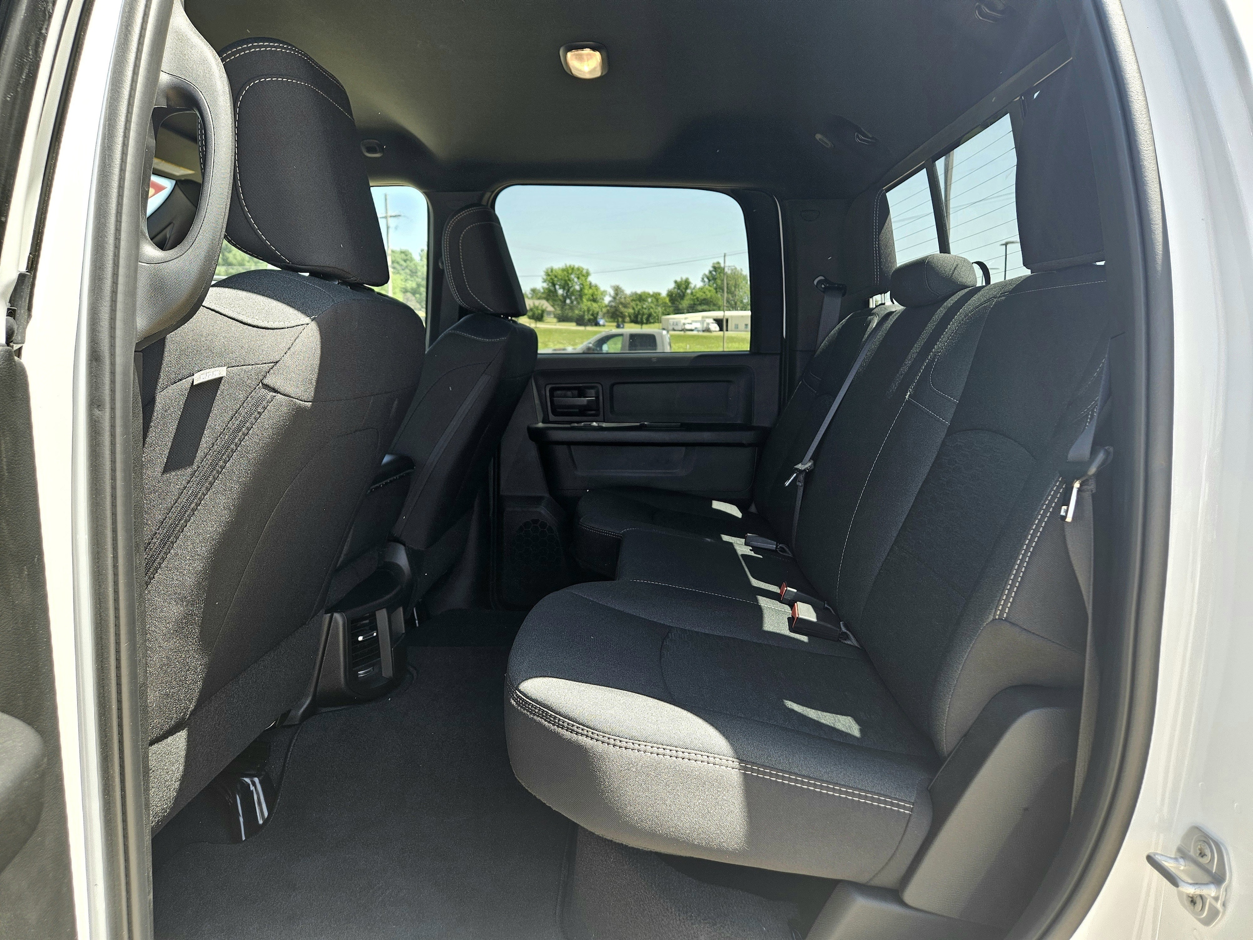 2025 RAM 2500 Tradesman - Photo 15