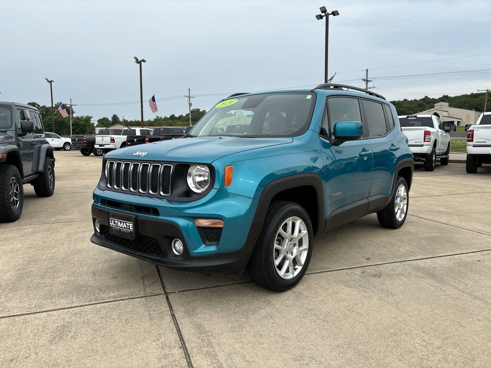 Used 2020 Jeep Renegade Latitude with VIN ZACNJBBB4LPL74863 for sale in Mountain Home, AR