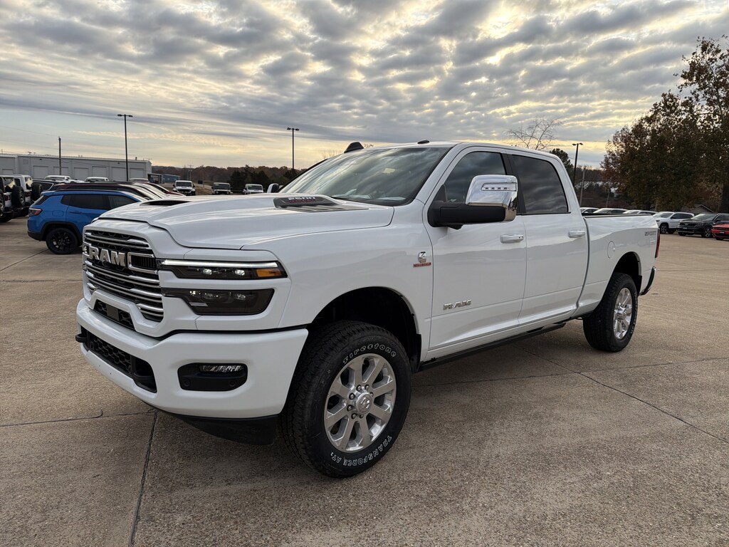 New 2026 Ram 2500 LARAMIE CREW CAB 4X4 6'4 BOX Pickup