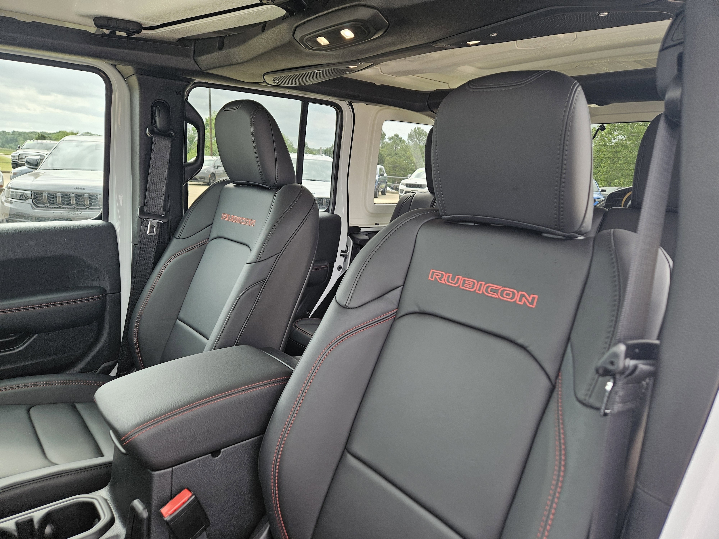 2025 Jeep Wrangler 4-Door Rubicon - Photo 13