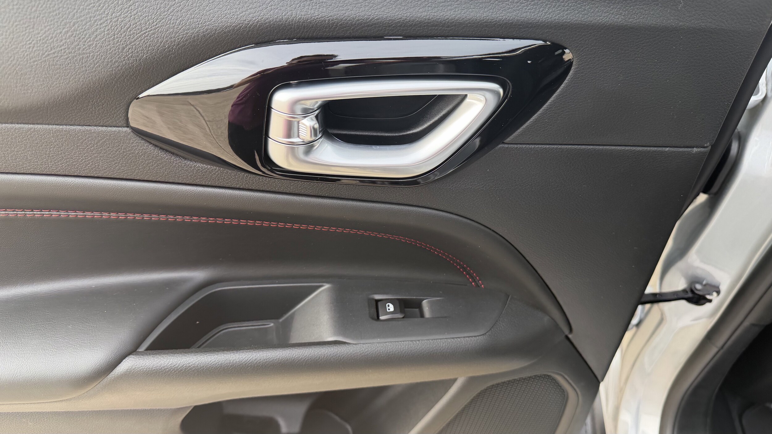 2026 Jeep Compass Trailhawk - Photo 34