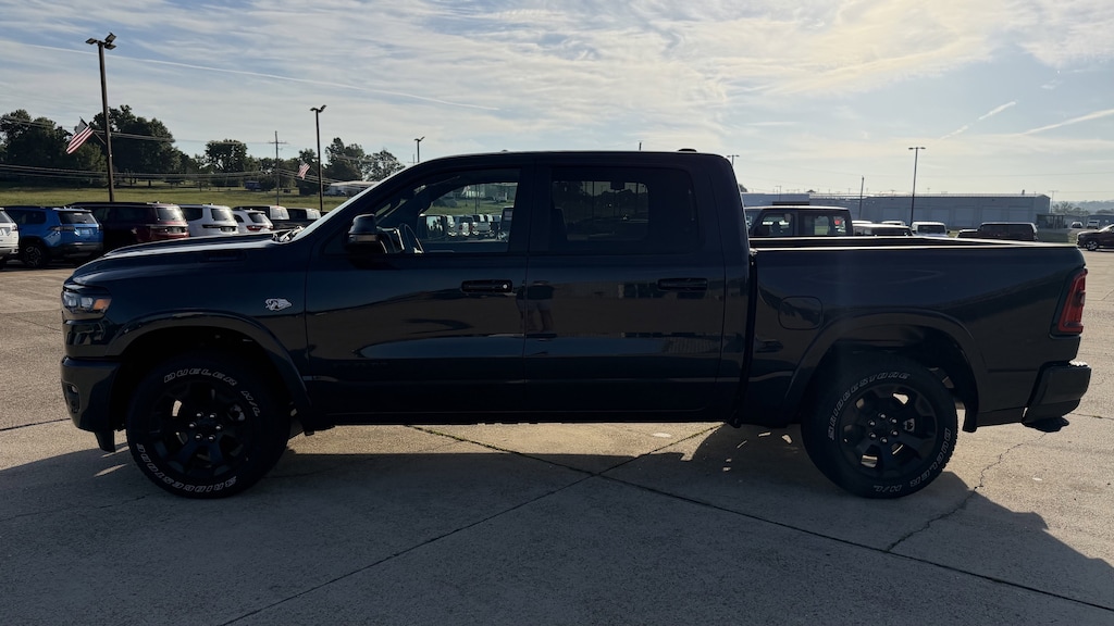New 2026 Ram 1500 BIG HORN CREW CAB 4X4 5'7 BOX Pickup
