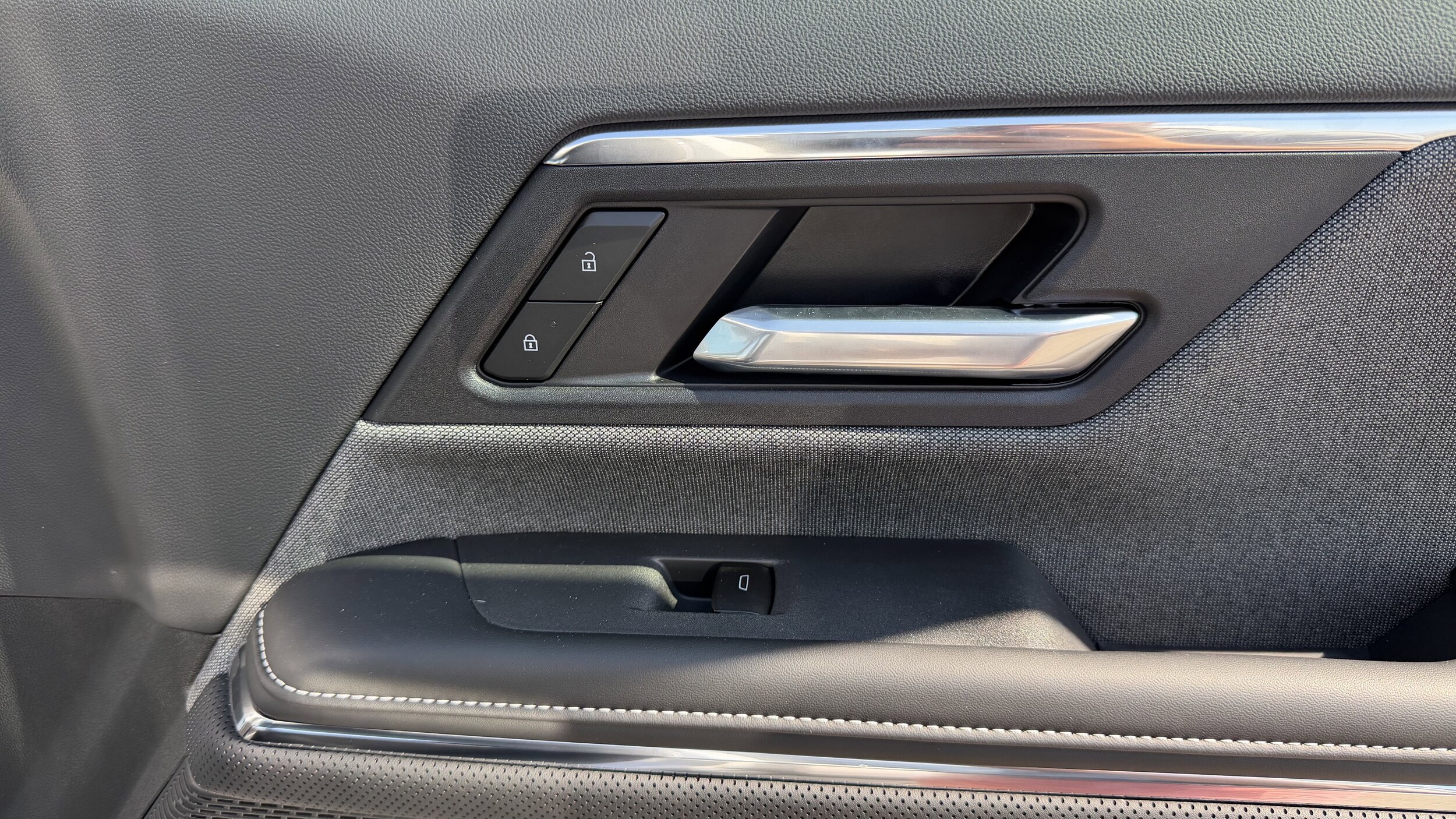 2026 GMC Sierra EV Elevation - Photo 32