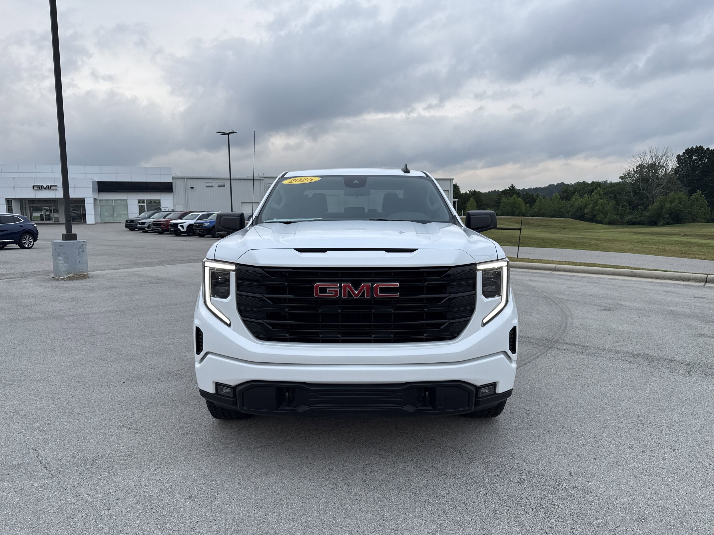 2025 Gmc Sierra 1500 Elevation photo 3