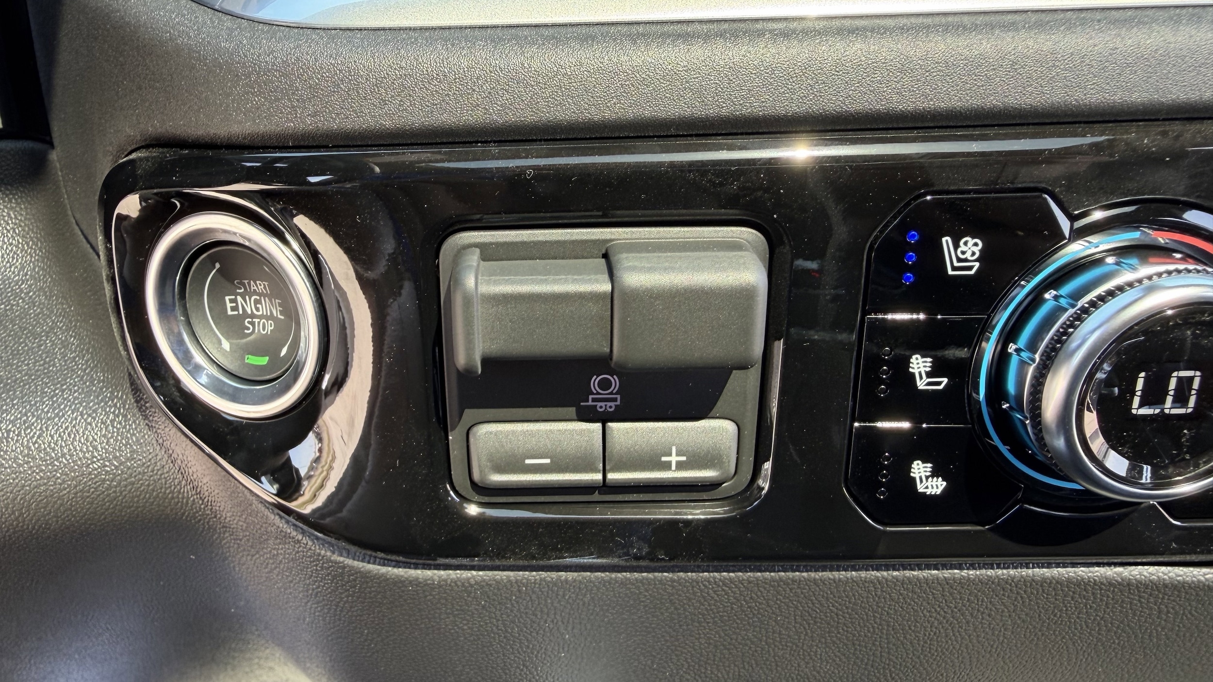 2026 GMC Sierra 1500 SLT - Photo 30