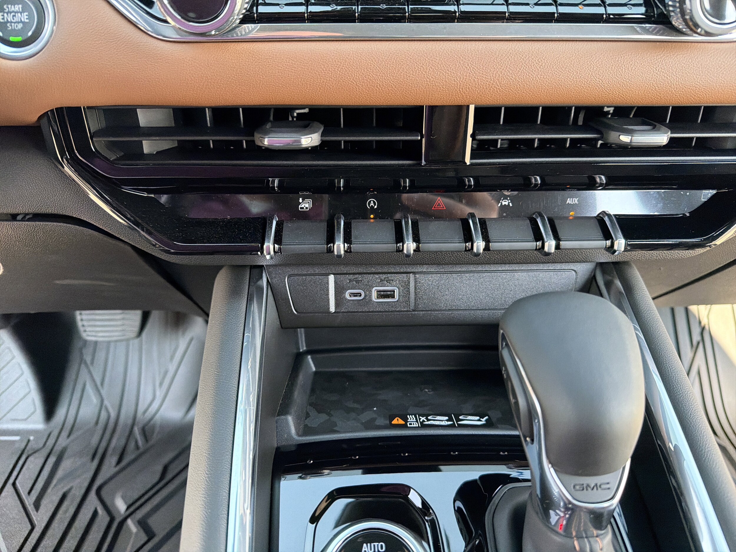 2026 GMC Canyon AT4 - Photo 26