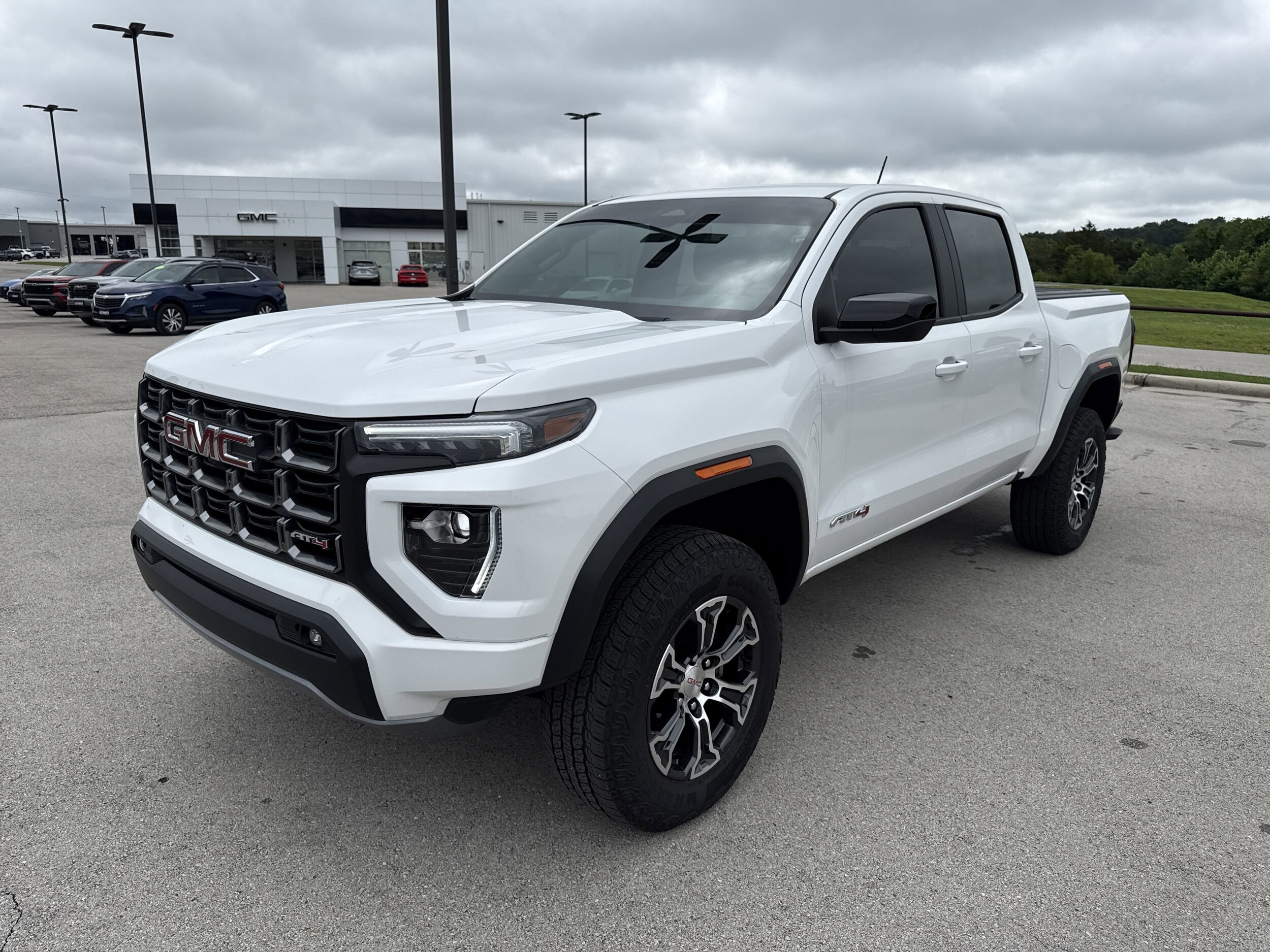 Used 2023 GMC Canyon AT4 with VIN 1GTP6DEK1P1194251 for sale in Mountain Home, AR