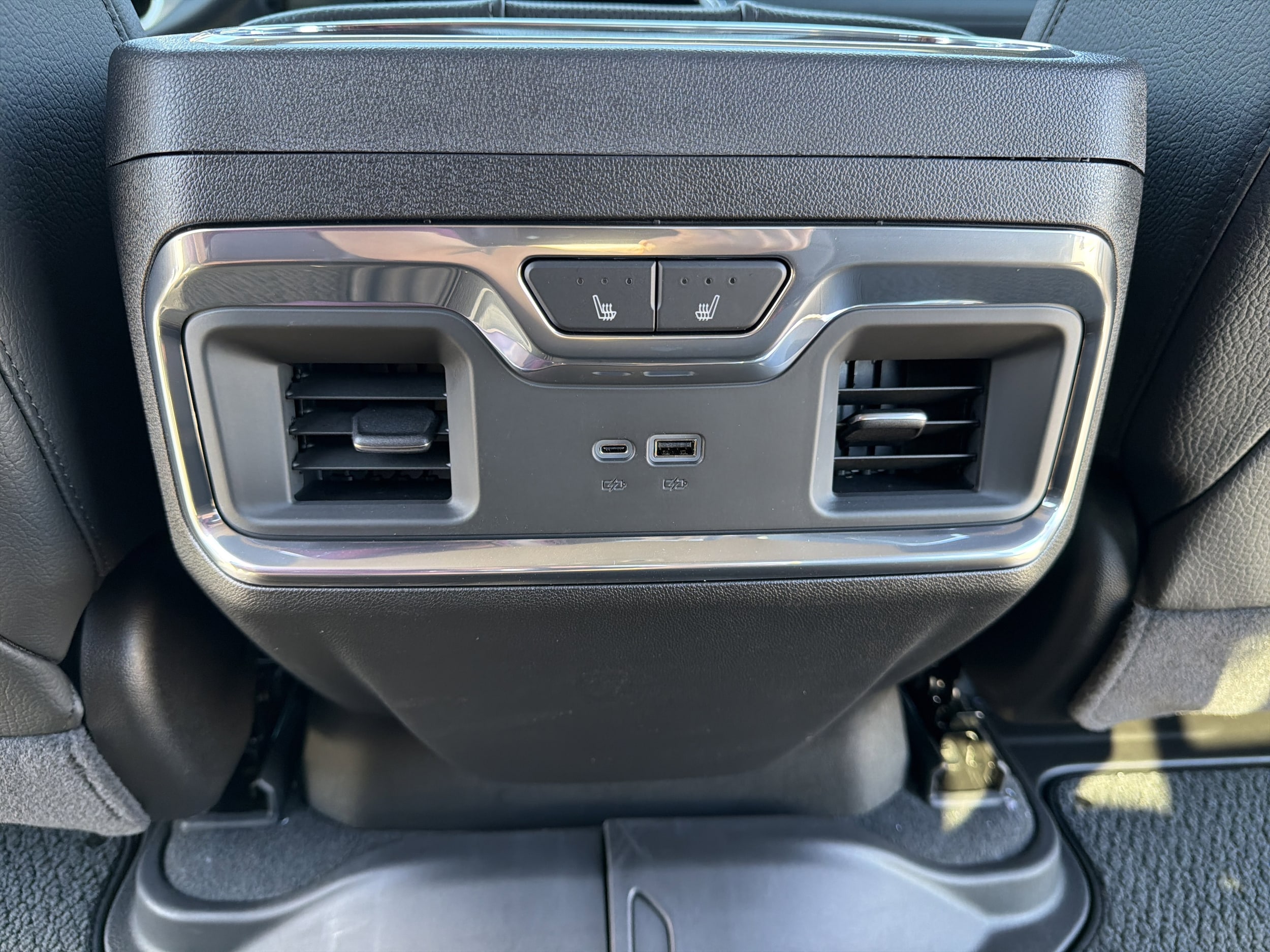 2026 GMC Sierra 2500HD Denali - Photo 44
