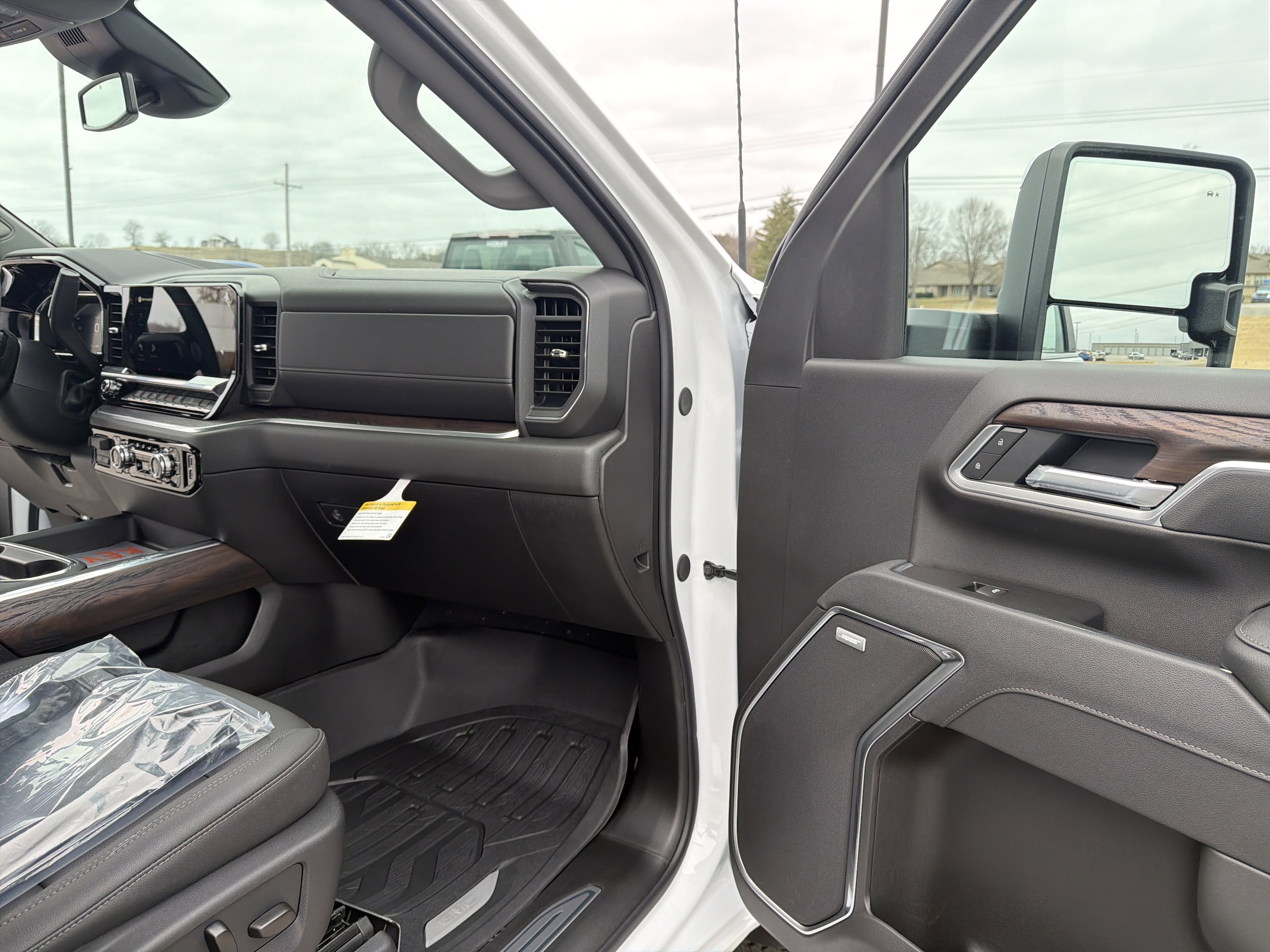 2026 GMC Sierra 2500HD SLT - Photo 31