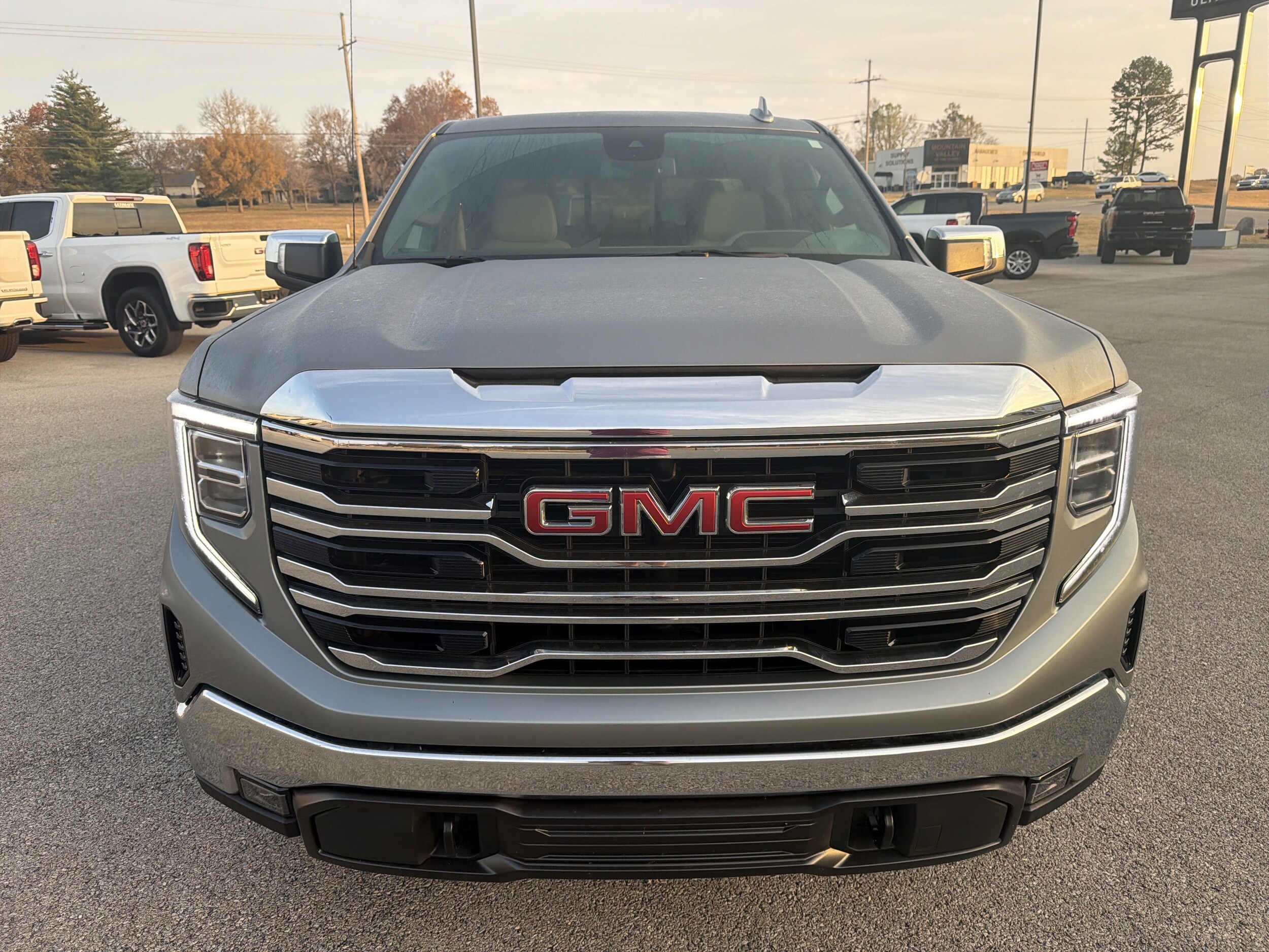 2023 Gmc Sierra 1500 SLT photo 3