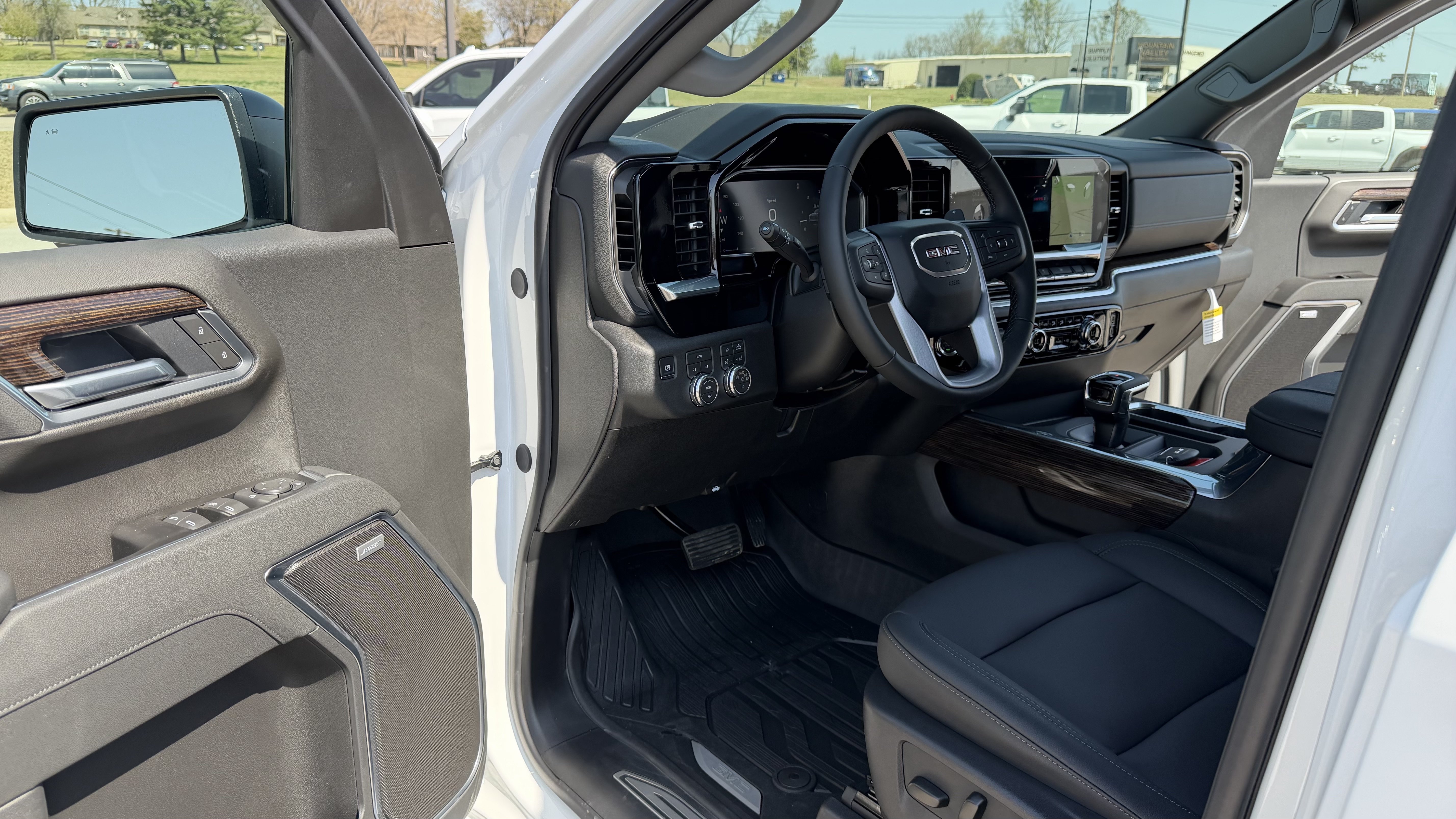2026 GMC Sierra 1500 Elevation - Photo 17