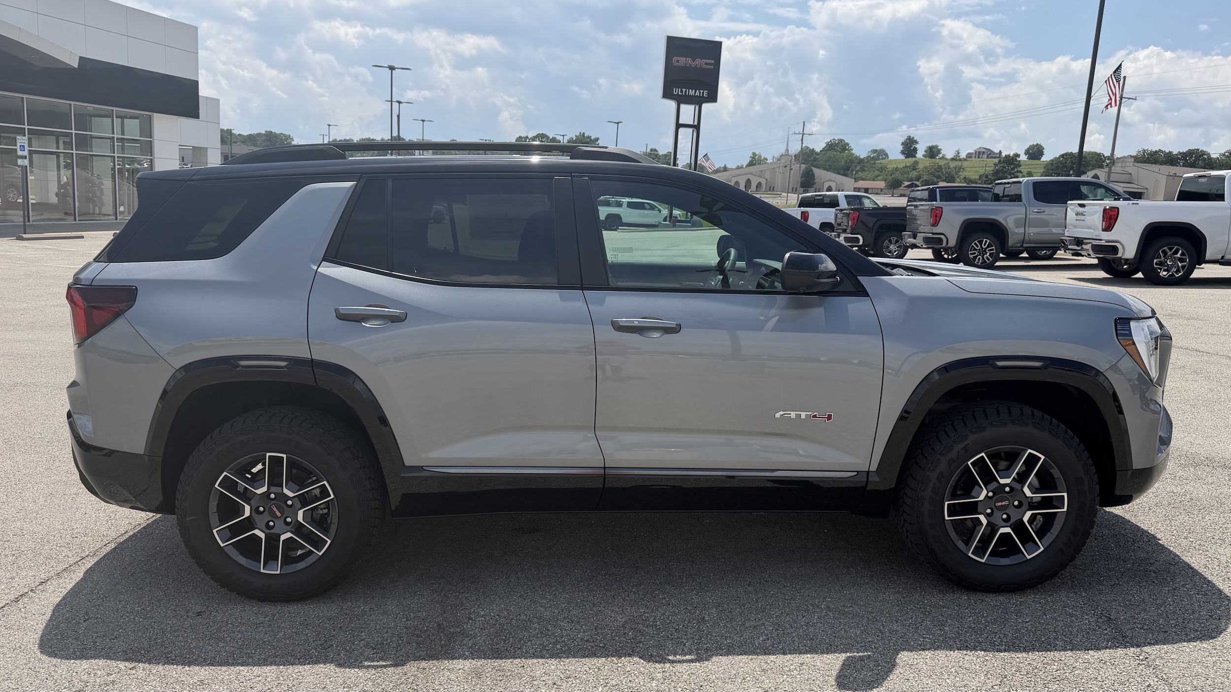 2026 GMC Terrain AT4 - Photo 9