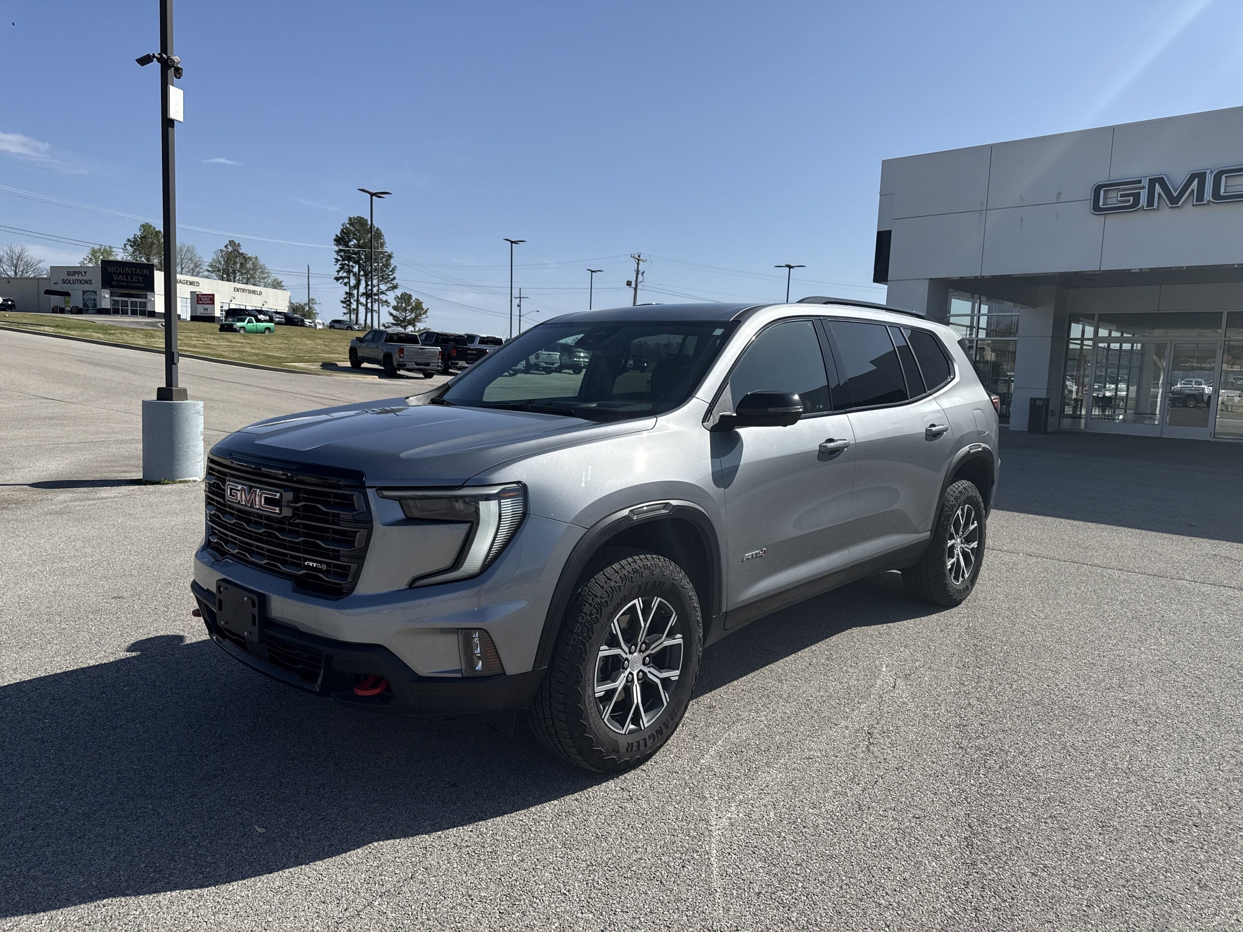 Used 2024 GMC Acadia AT4 with VIN 1GKENPKS9RJ172117 for sale in Mountain Home, AR