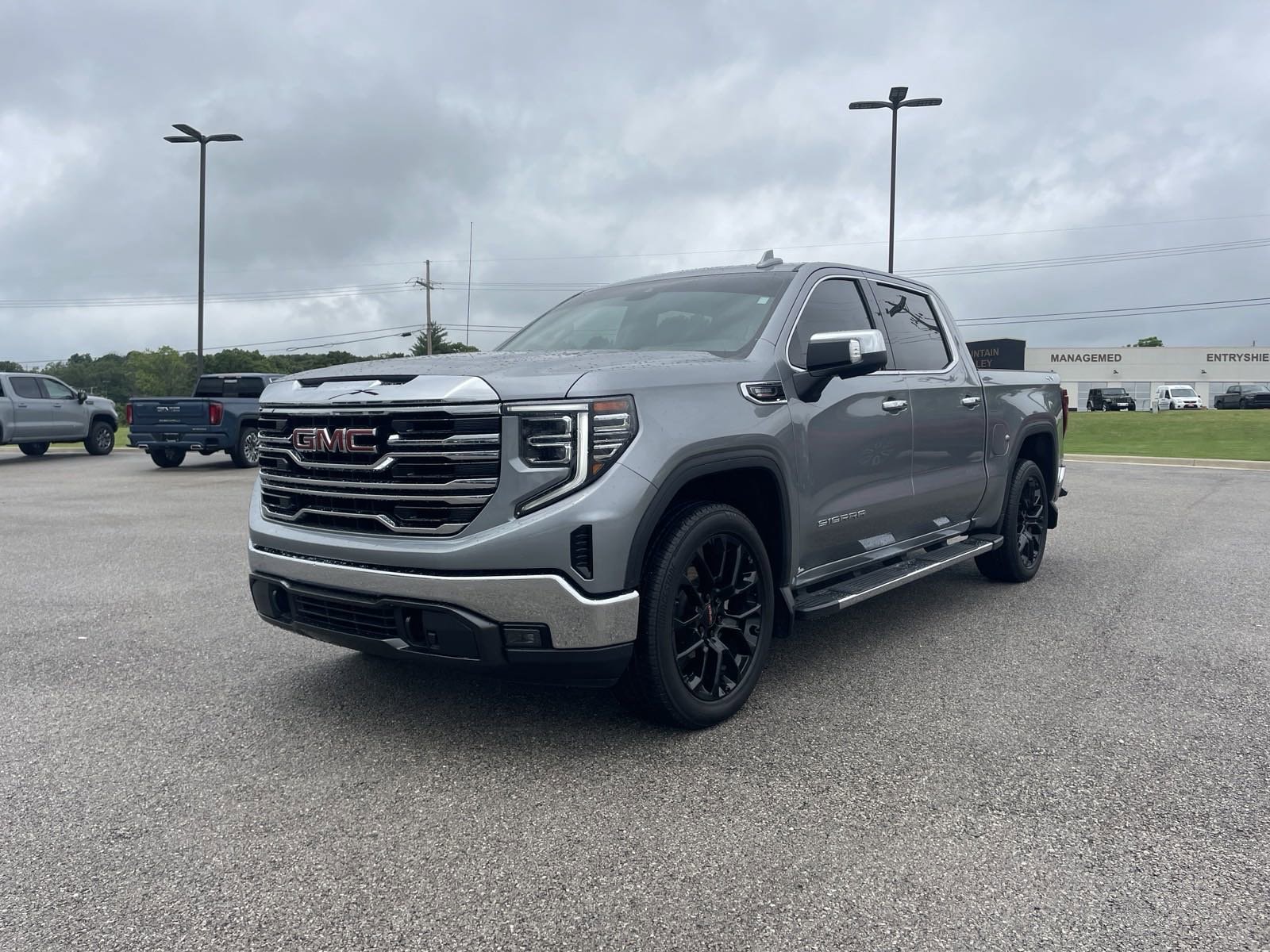 Used 2023 GMC Sierra 1500 SLT with VIN 3GTUUDE85PG253011 for sale in Mountain Home, AR