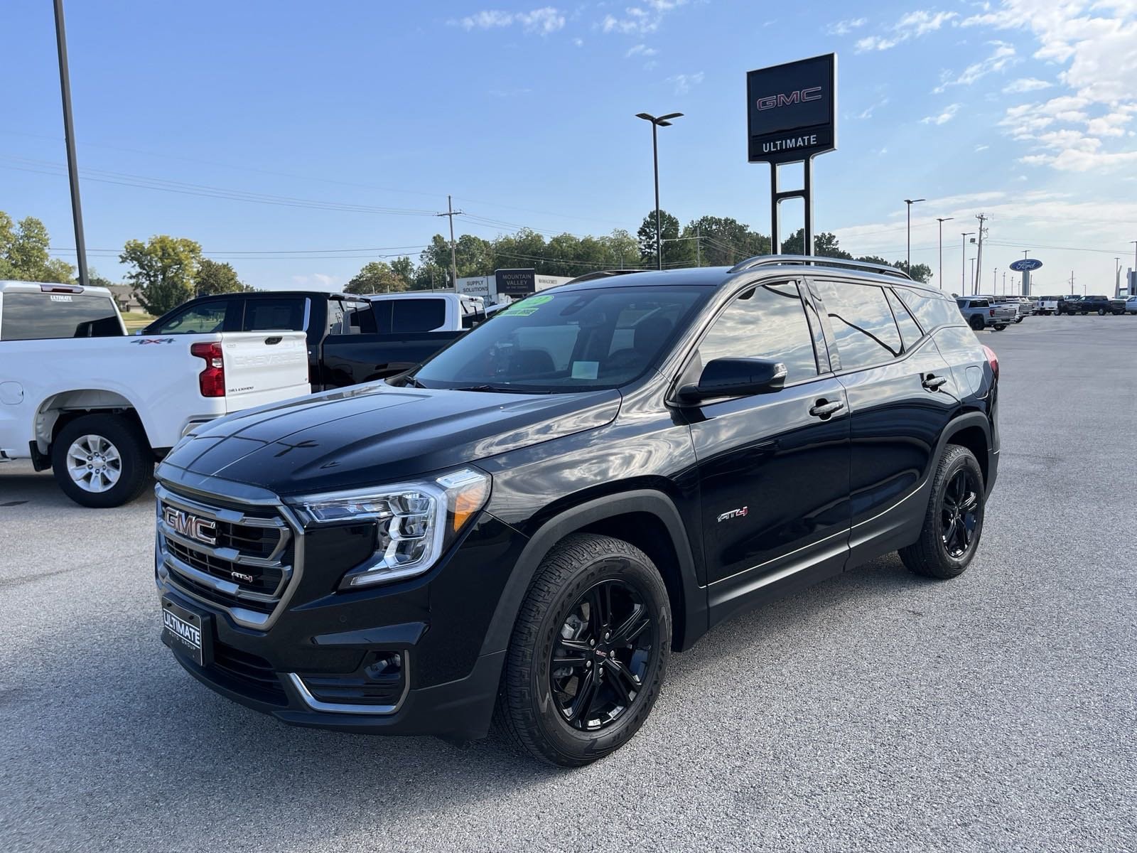 Used 2022 GMC Terrain AT4 with VIN 3GKALYEV4NL296248 for sale in Mountain Home, AR