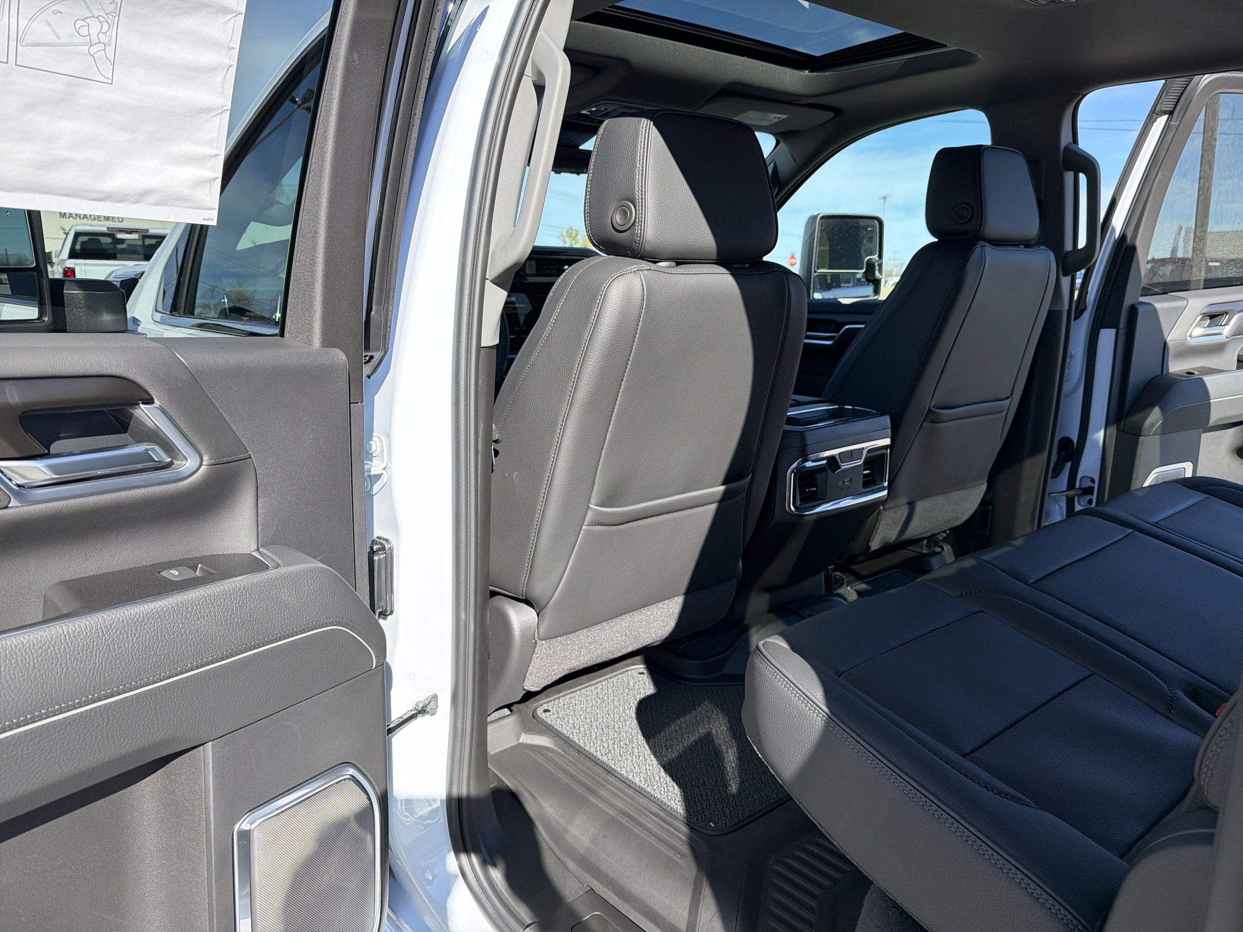 2026 GMC Sierra 2500HD Denali - Photo 41