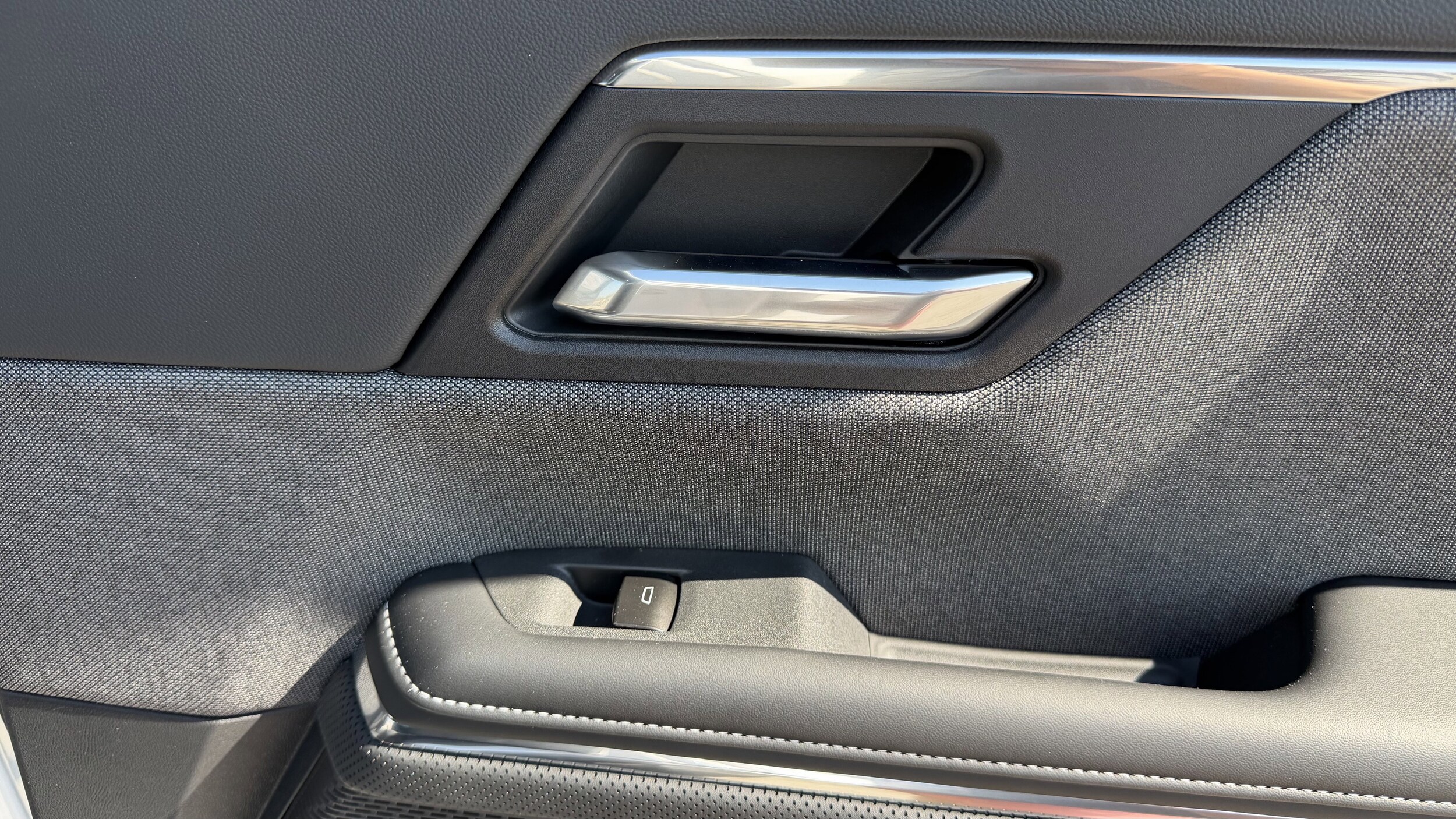 2026 GMC Sierra EV Elevation - Photo 38