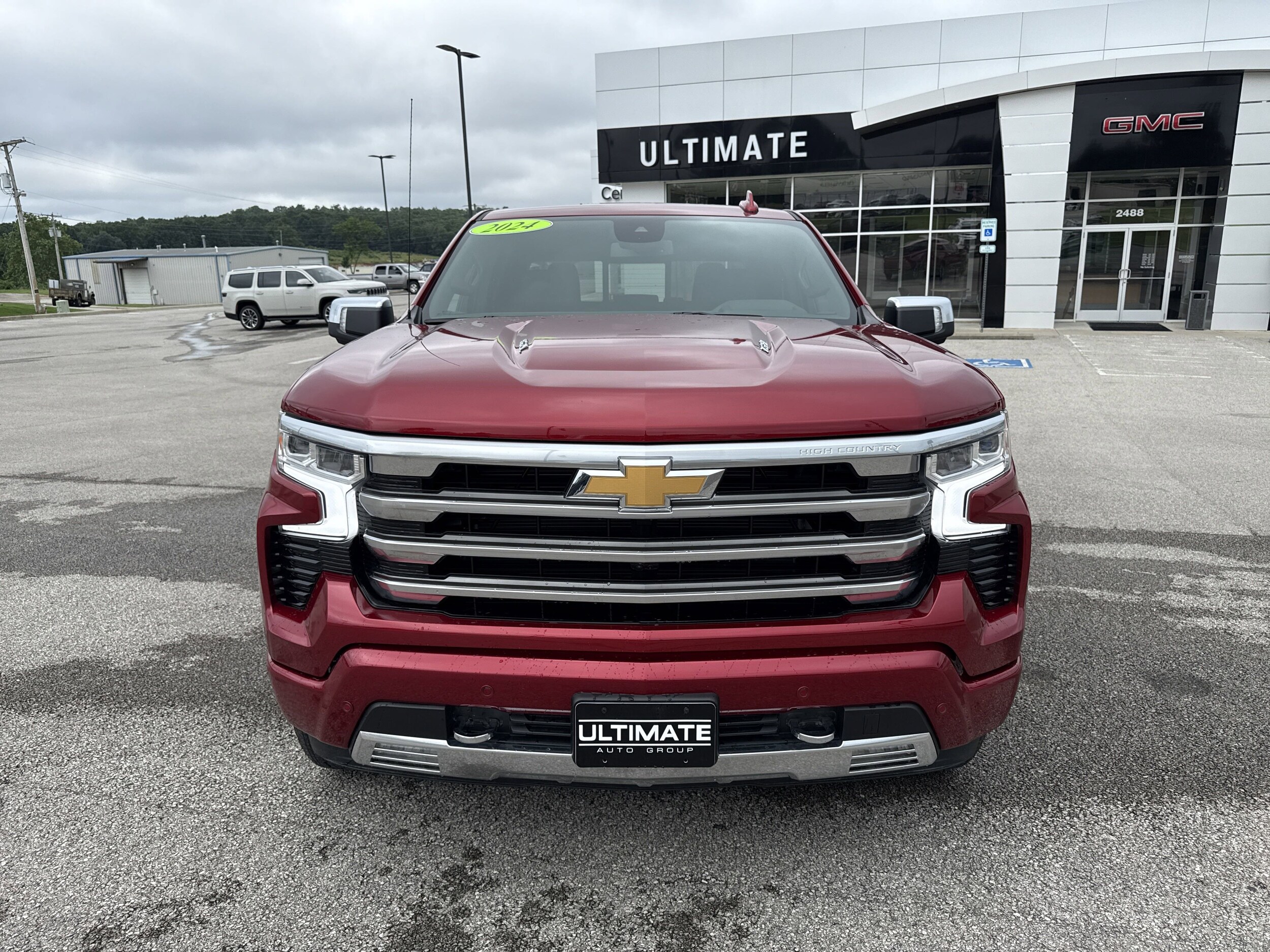 2024 Chevrolet Silverado 1500 High Country photo 3