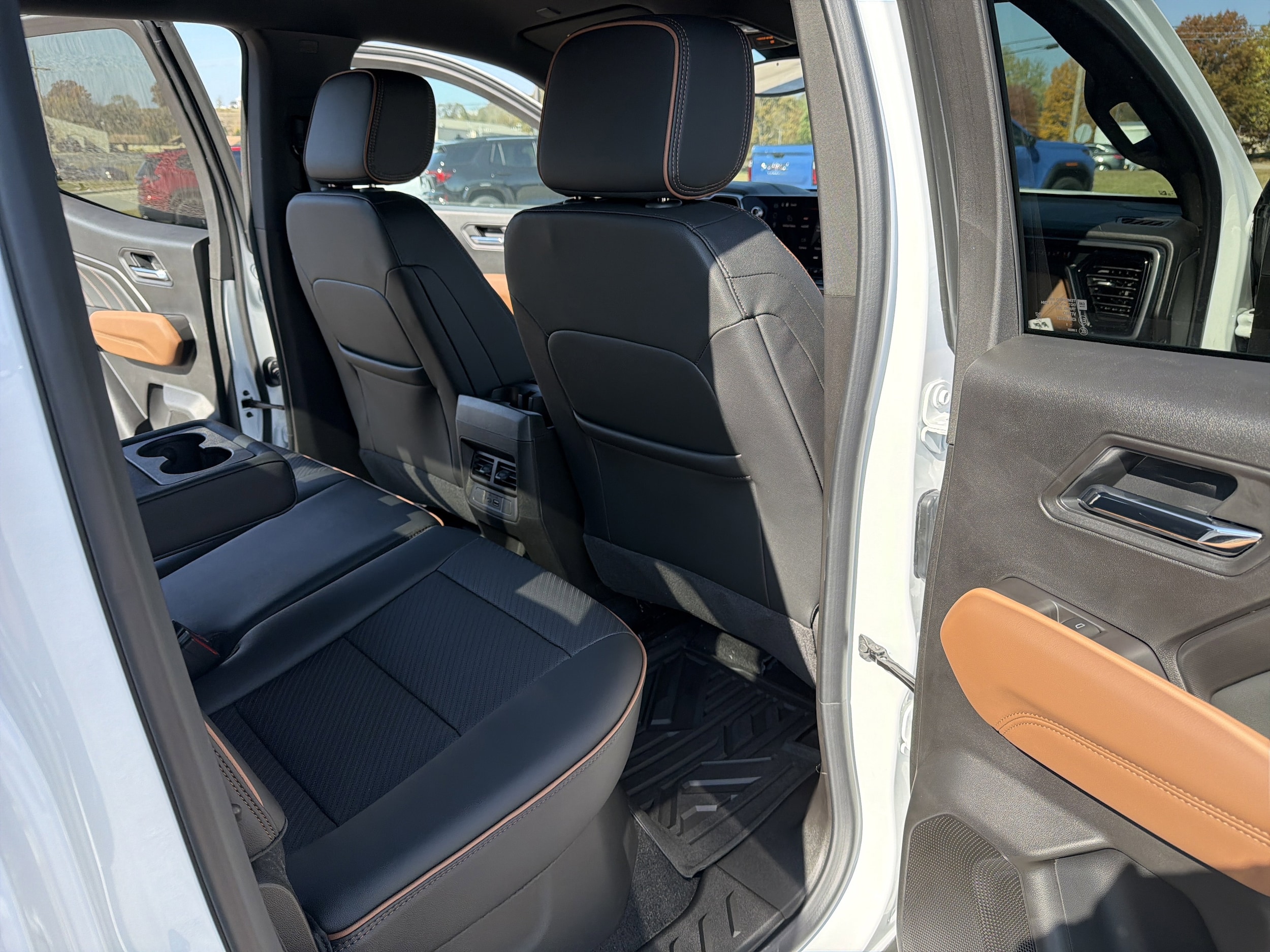 2026 GMC Canyon AT4 - Photo 36