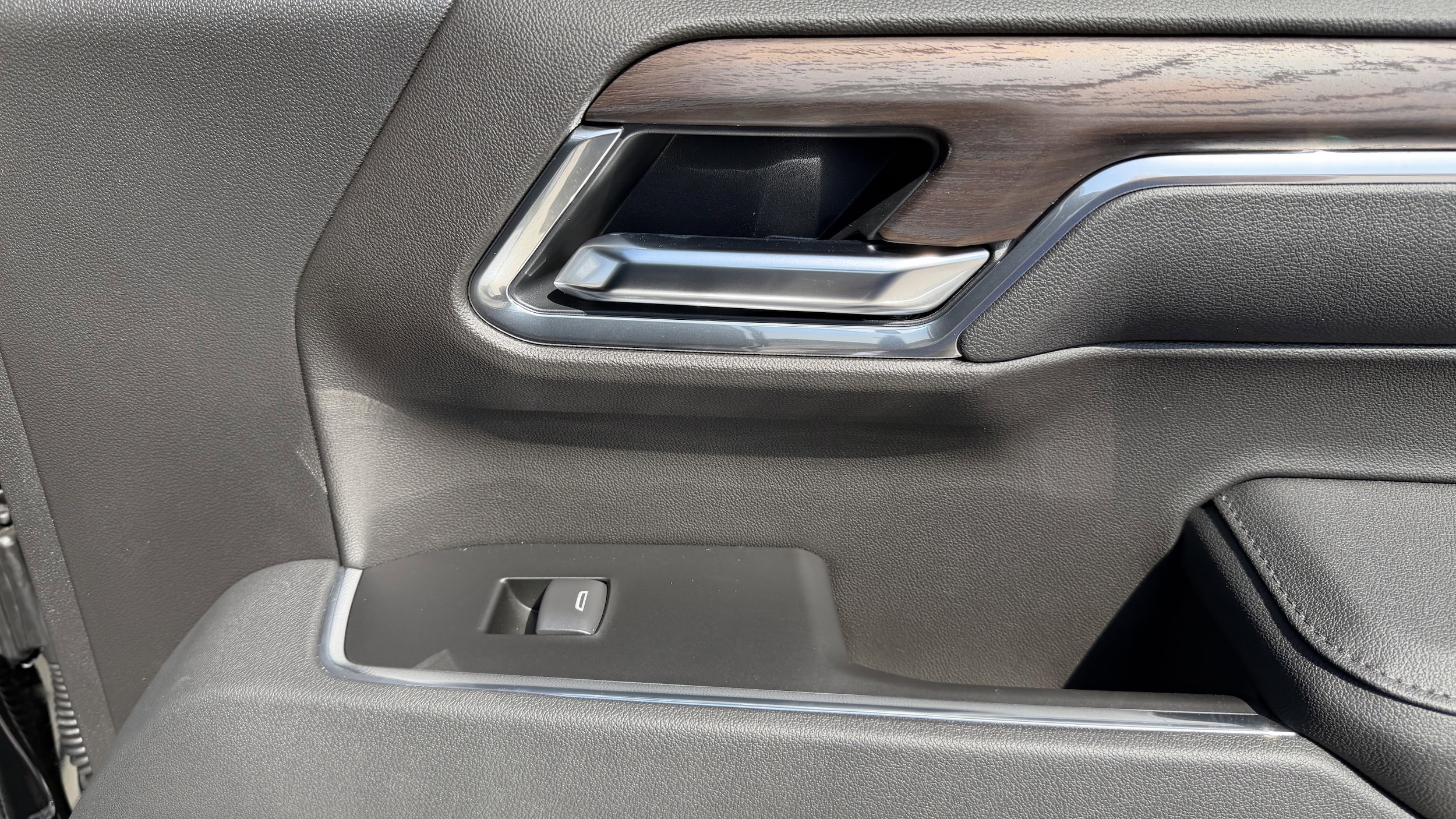2026 GMC Sierra 1500 SLT - Photo 42