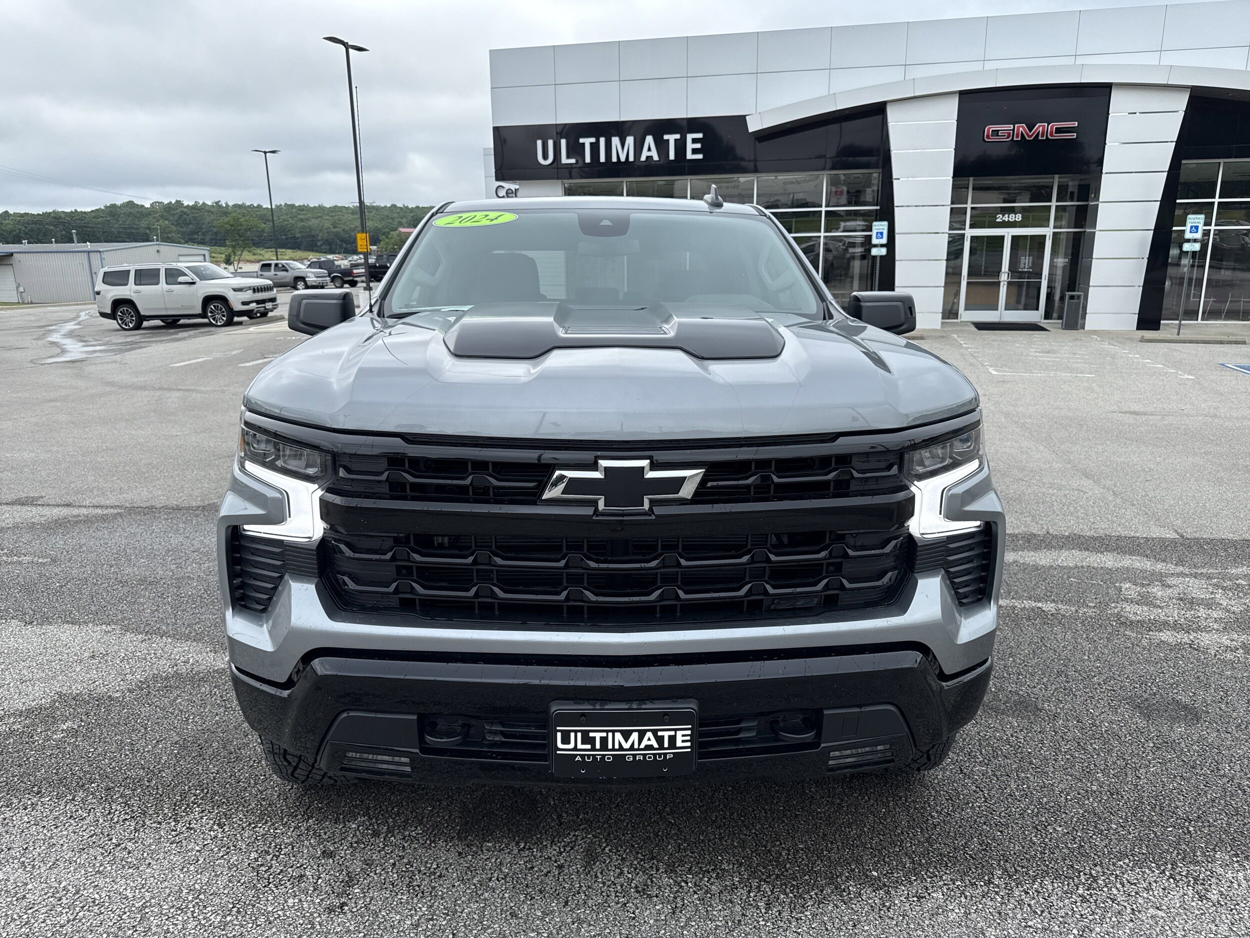 2024 Chevrolet Silverado 1500 LT Trail Boss photo 3