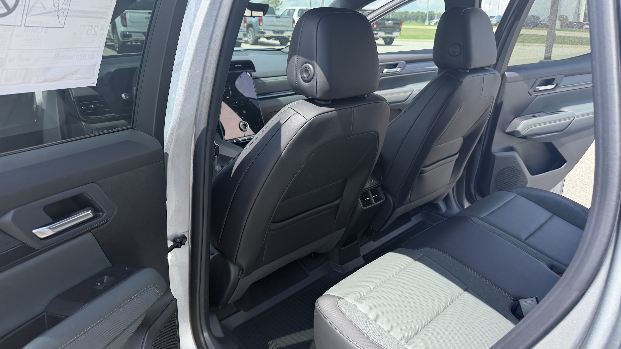 2026 GMC Terrain AT4 - Photo 31