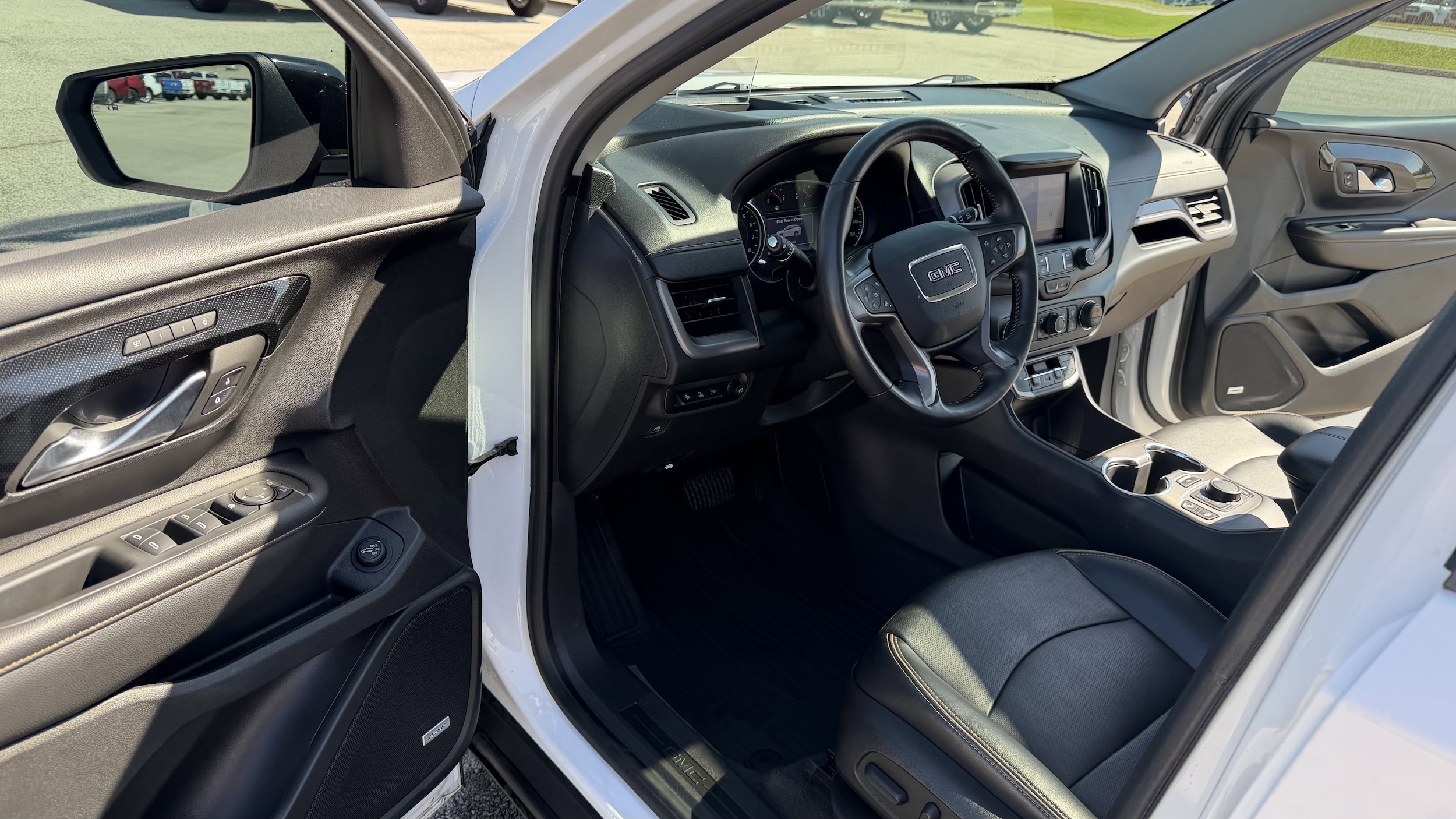 2022 GMC Terrain AT4 - Photo 13