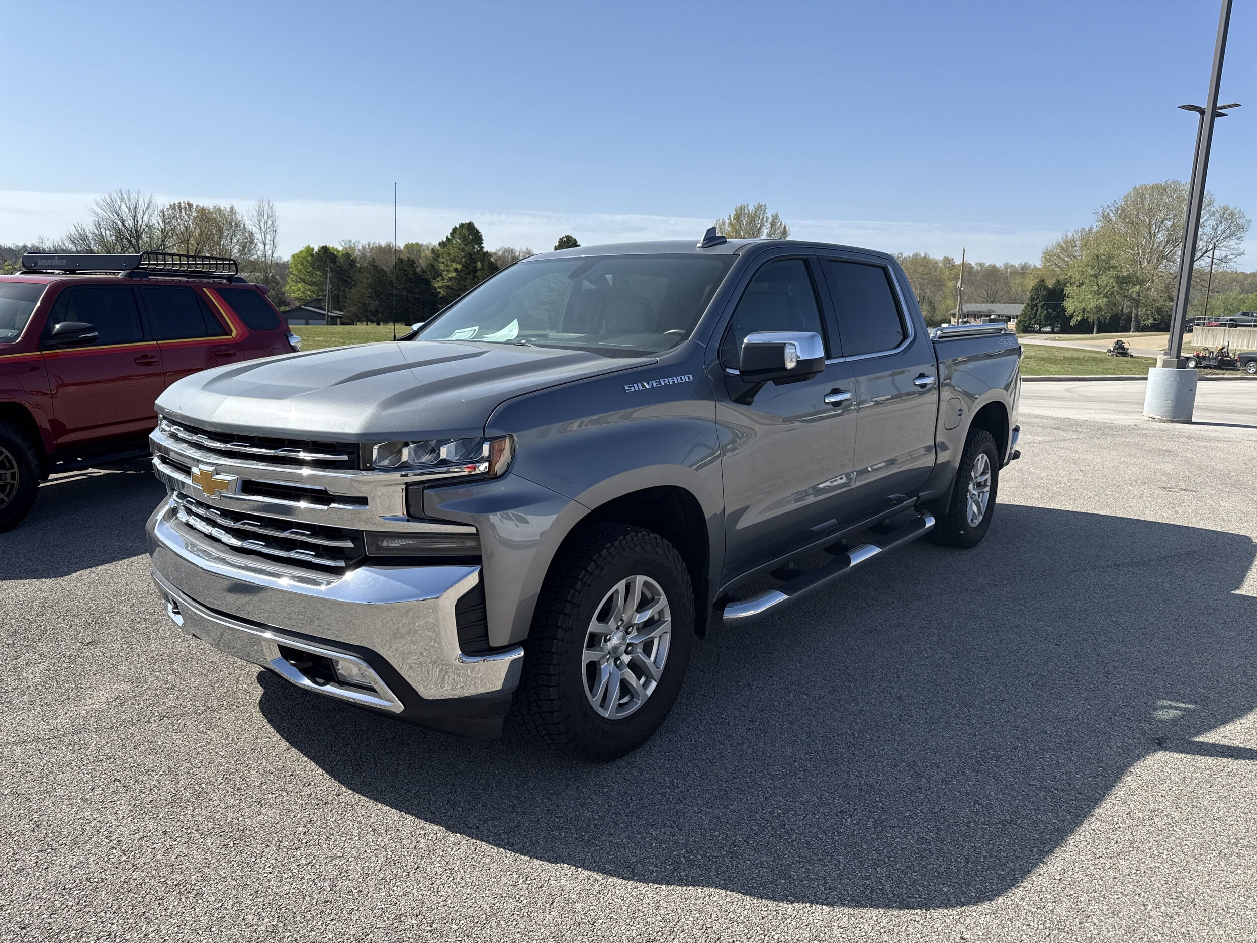 Used 2019 Chevrolet Silverado 1500 LTZ with VIN 3GCUYGED8KG308966 for sale in Mountain Home, AR