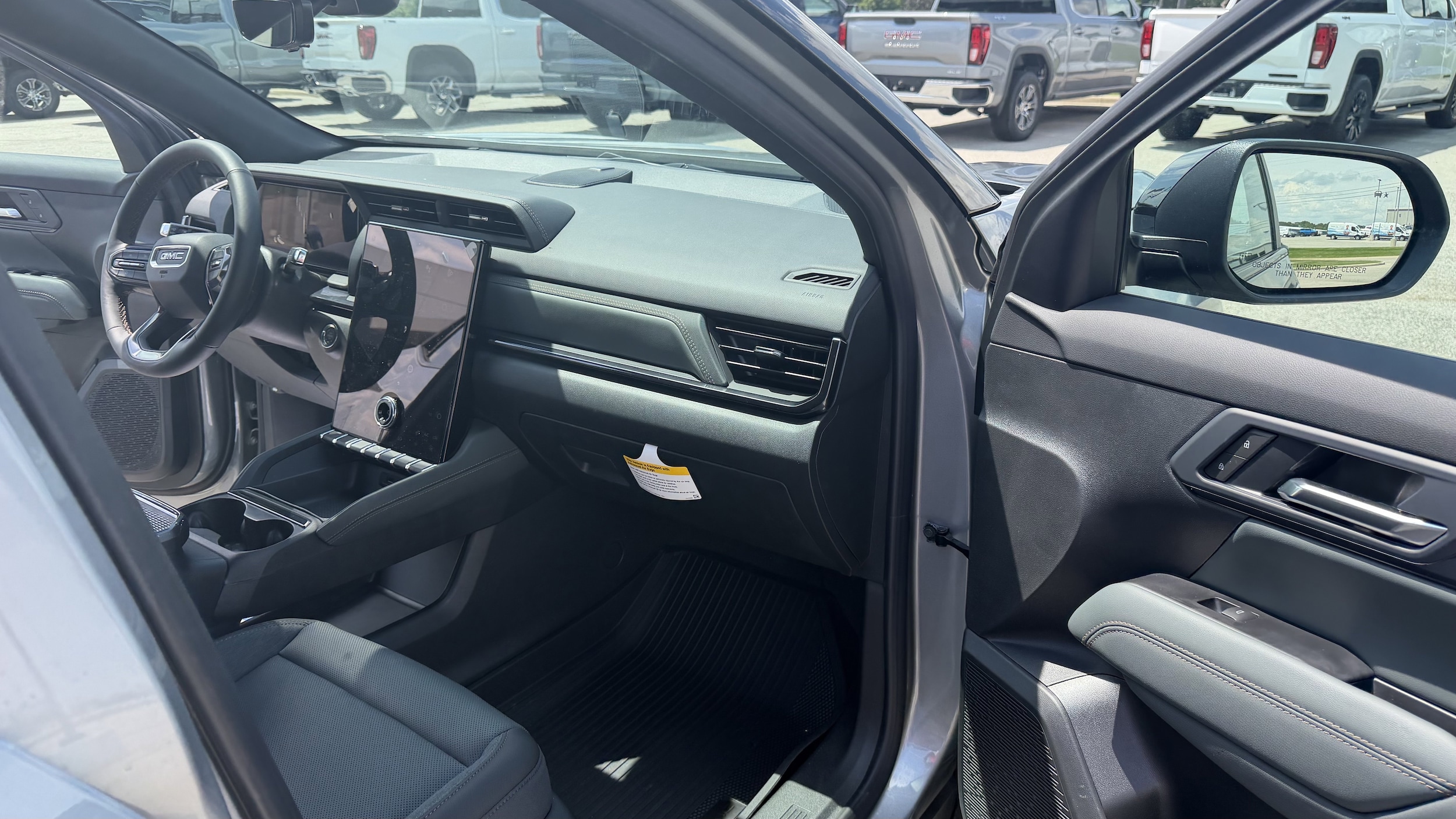 2026 GMC Terrain AT4 - Photo 28