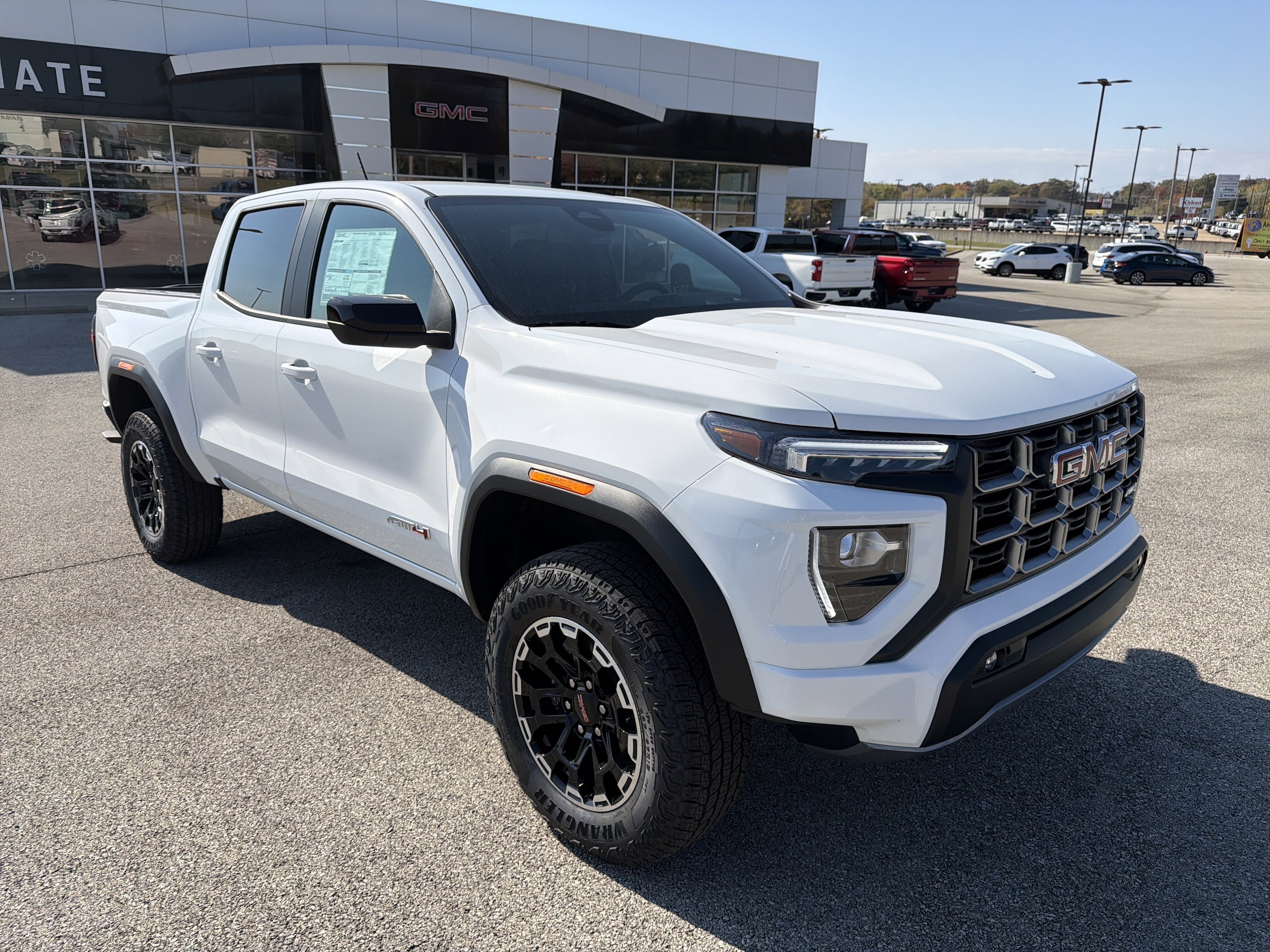 2026 GMC Canyon AT4 - Photo 14