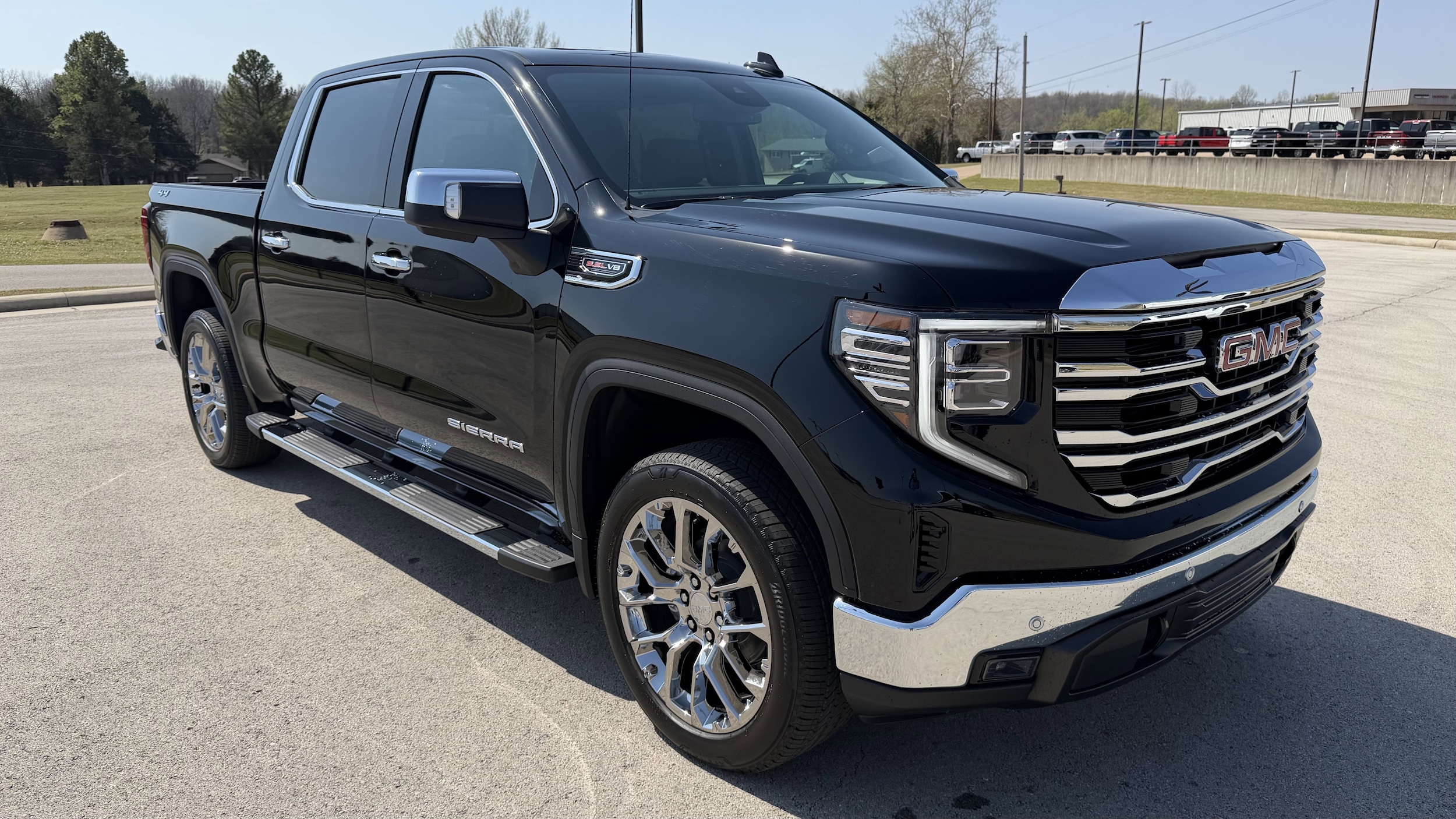 2026 GMC Sierra 1500 SLT - Photo 15