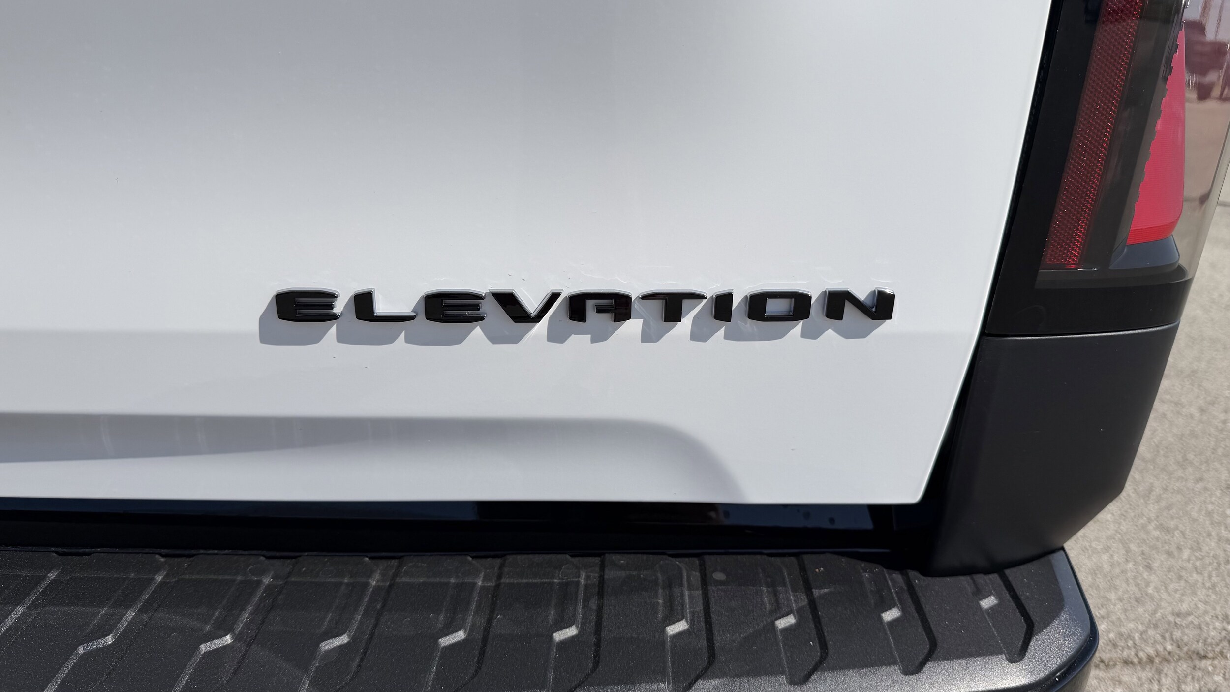 2026 GMC Sierra EV Elevation - Photo 20