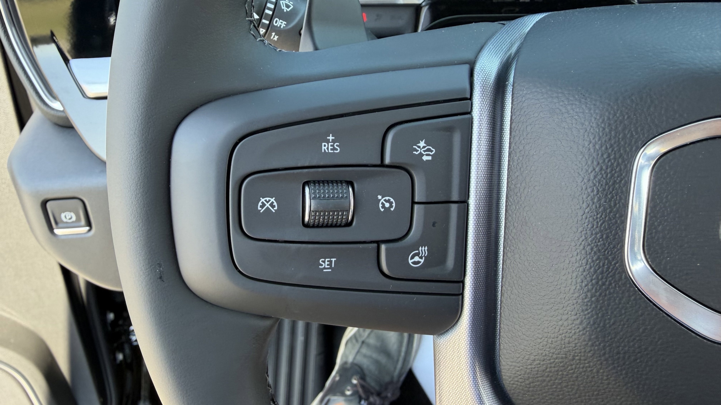 2026 GMC Sierra 1500 SLT - Photo 24