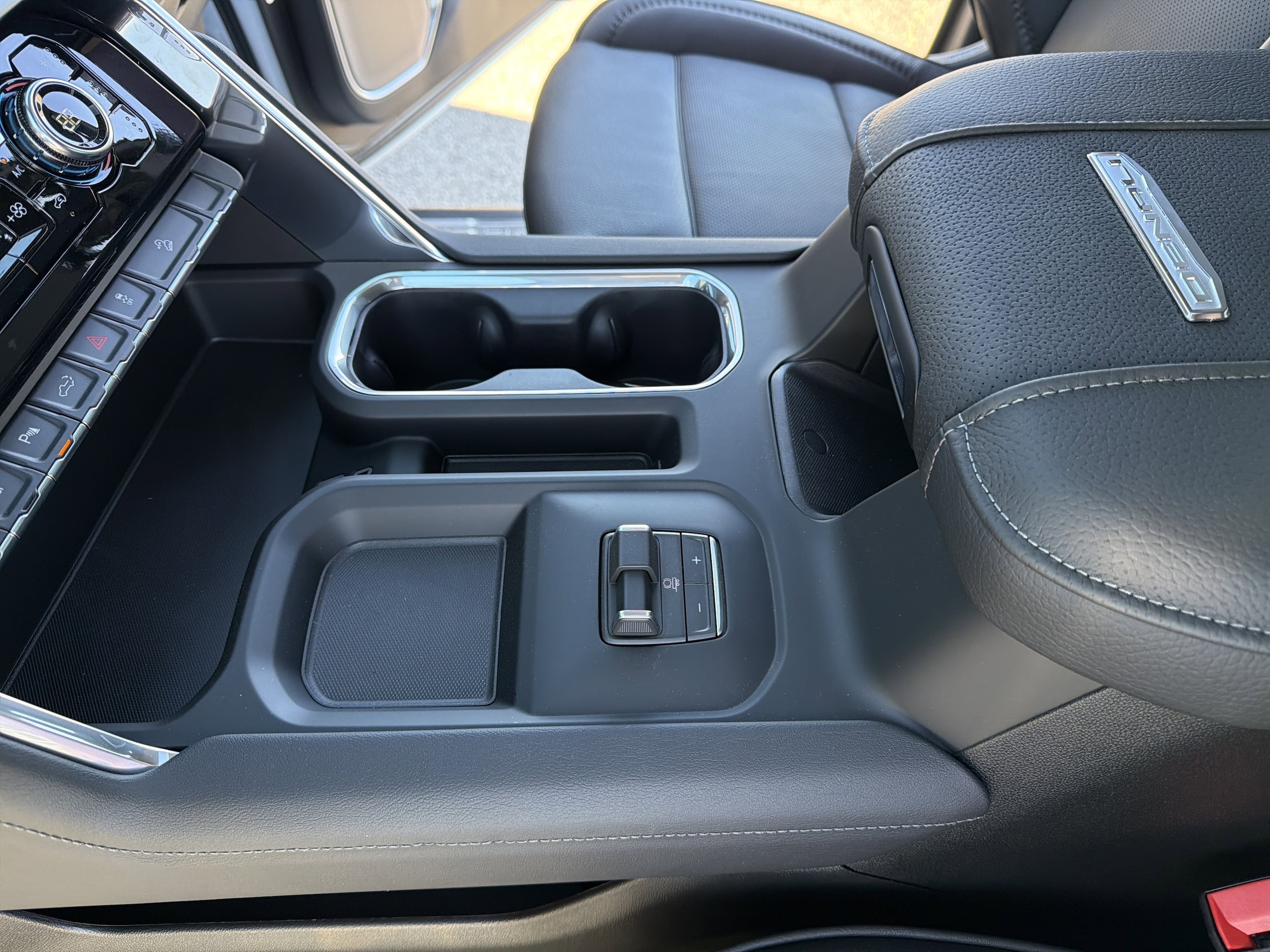 2026 GMC Sierra 2500HD Denali - Photo 36