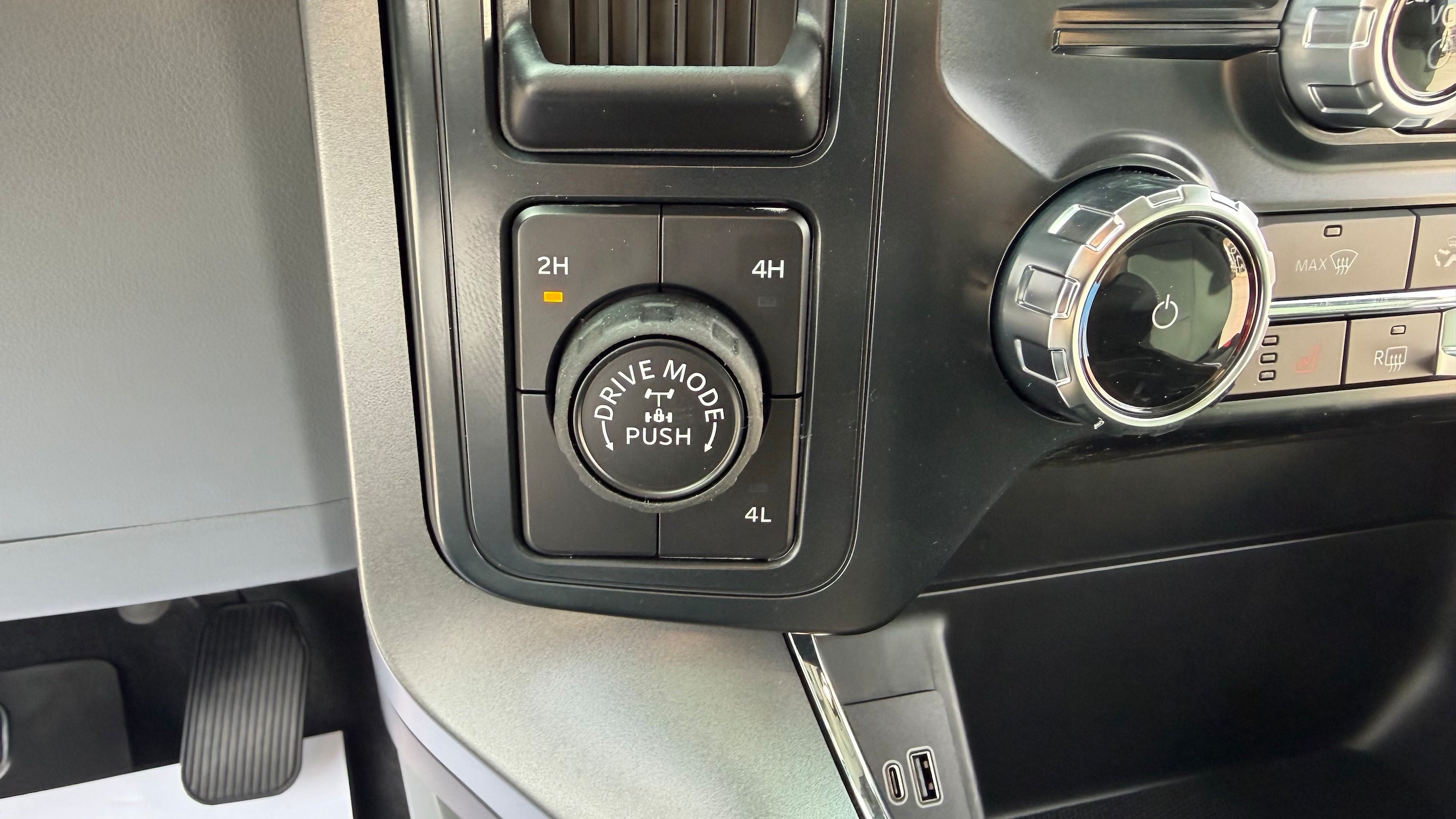 2026 Ford F-150 XLT - Photo 28