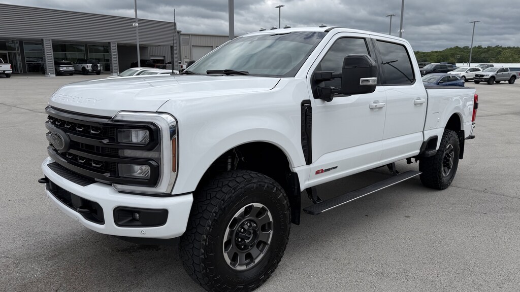 Used 2024 Ford Super Duty F-250 SRW LARIAT TREMOR