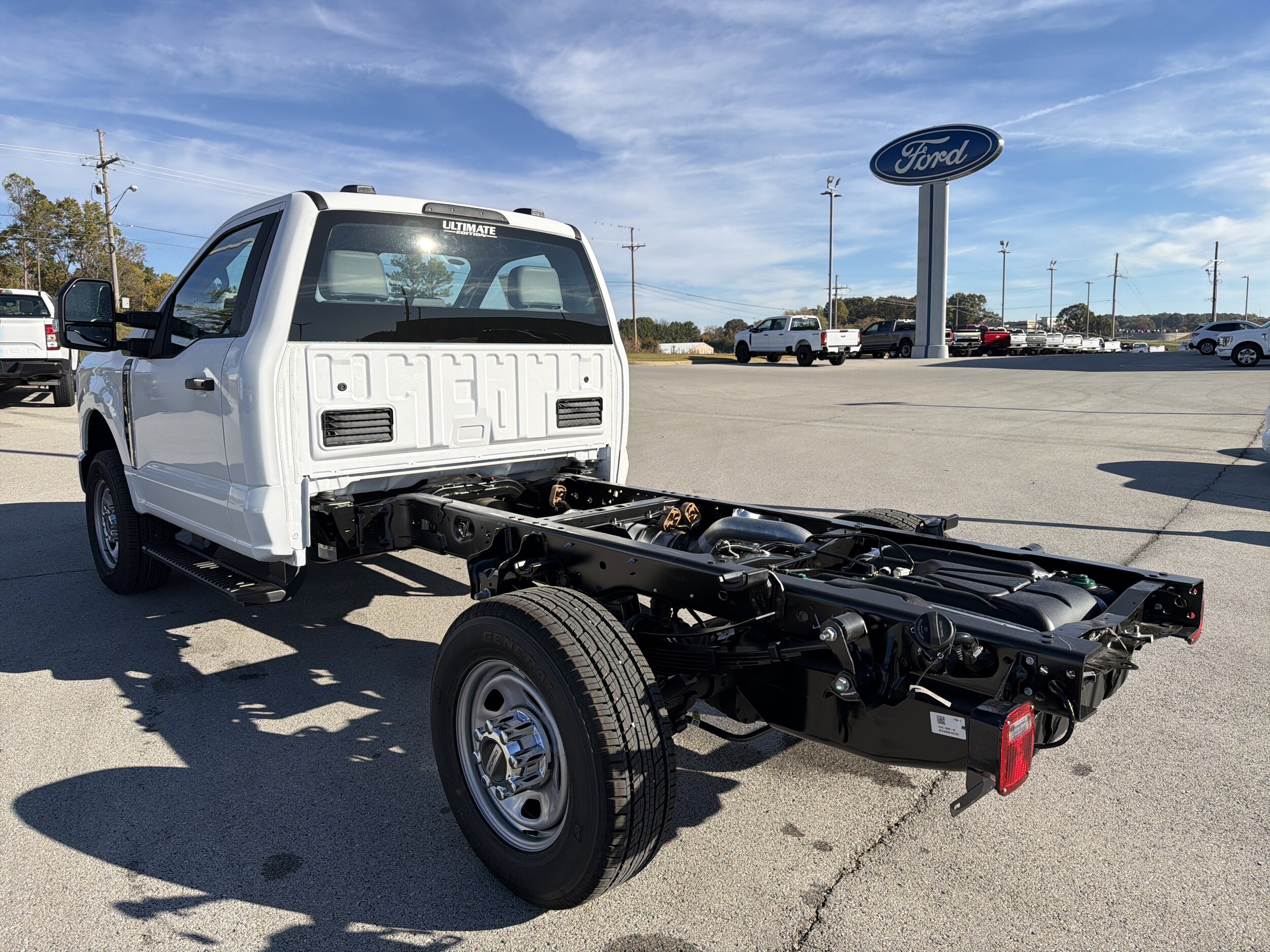 2026 Ford F-350 Super Duty Chassis Cab XL - Photo 6
