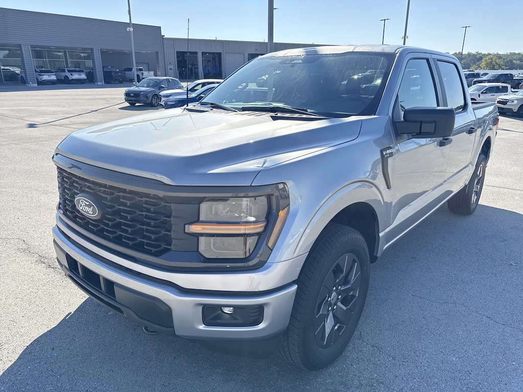 New 2025 Ford F-150 STX STX 4WD SuperCrew 5.5 Box