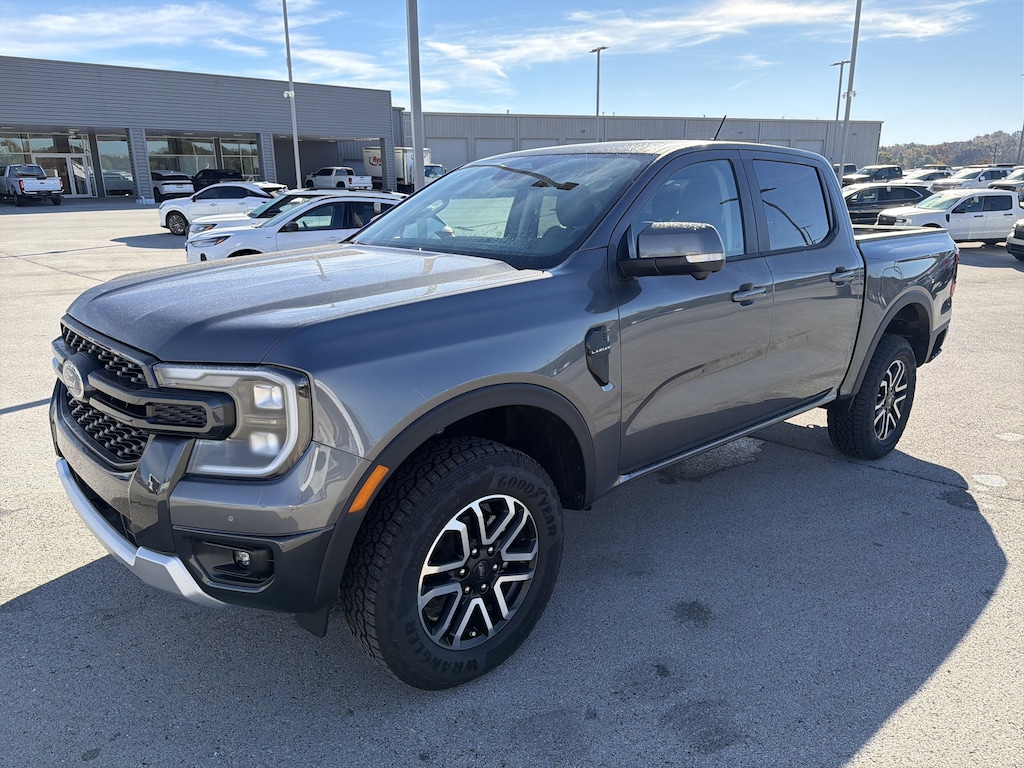 New 2025 Ford Ranger LARIAT LARIAT 4WD SuperCrew 5 Box