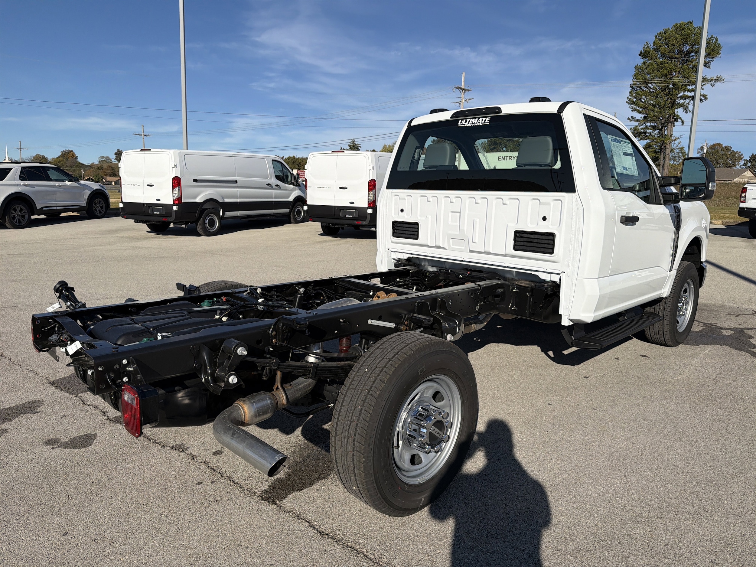 2026 Ford F-350 Super Duty Chassis Cab XL - Photo 9