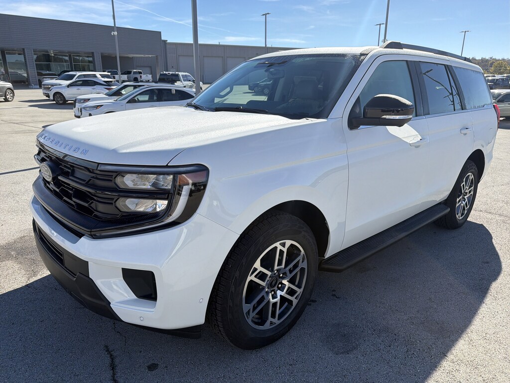 New 2025 Ford Expedition Active Active 4x4